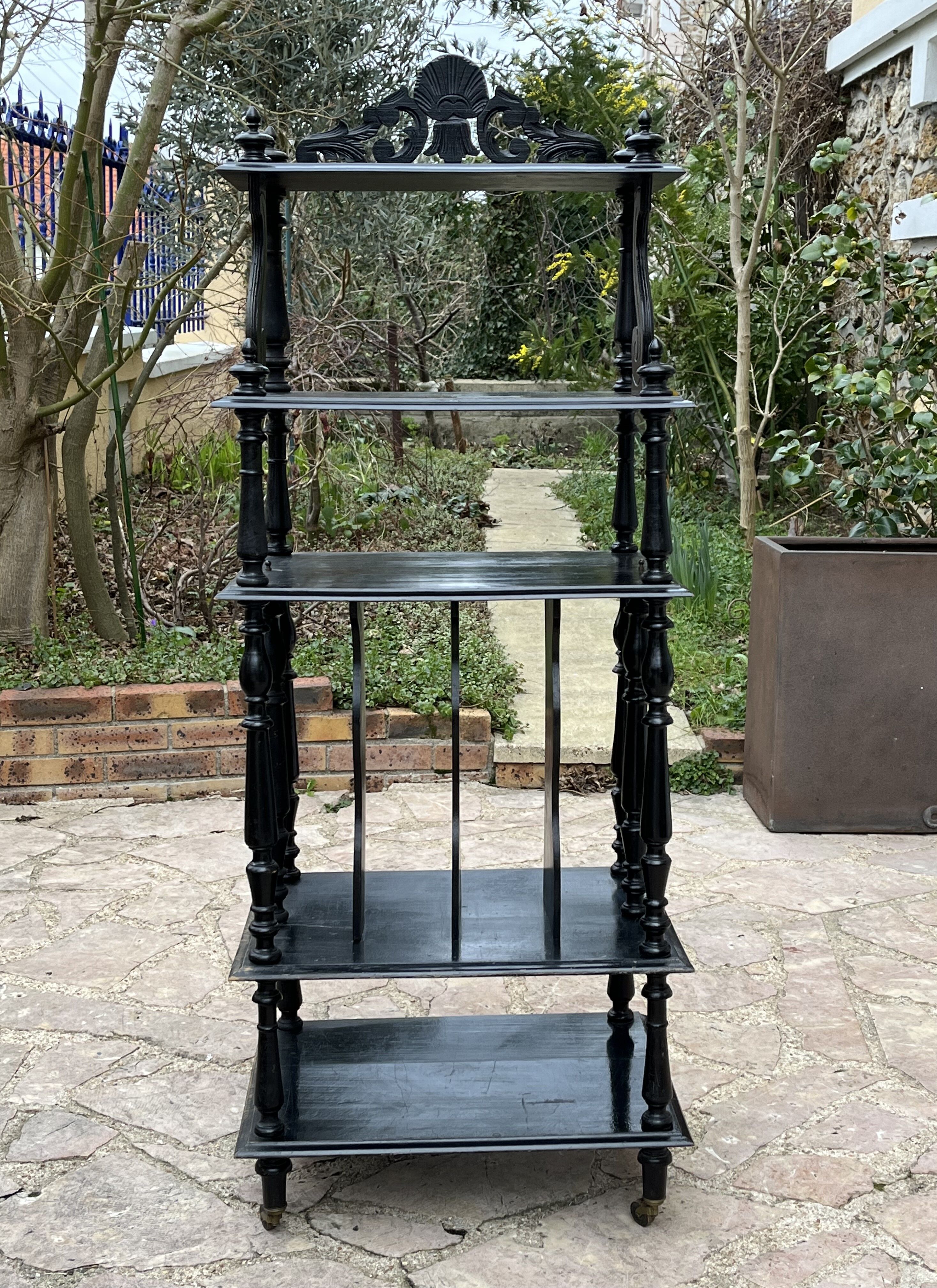 Sheet music cabinet