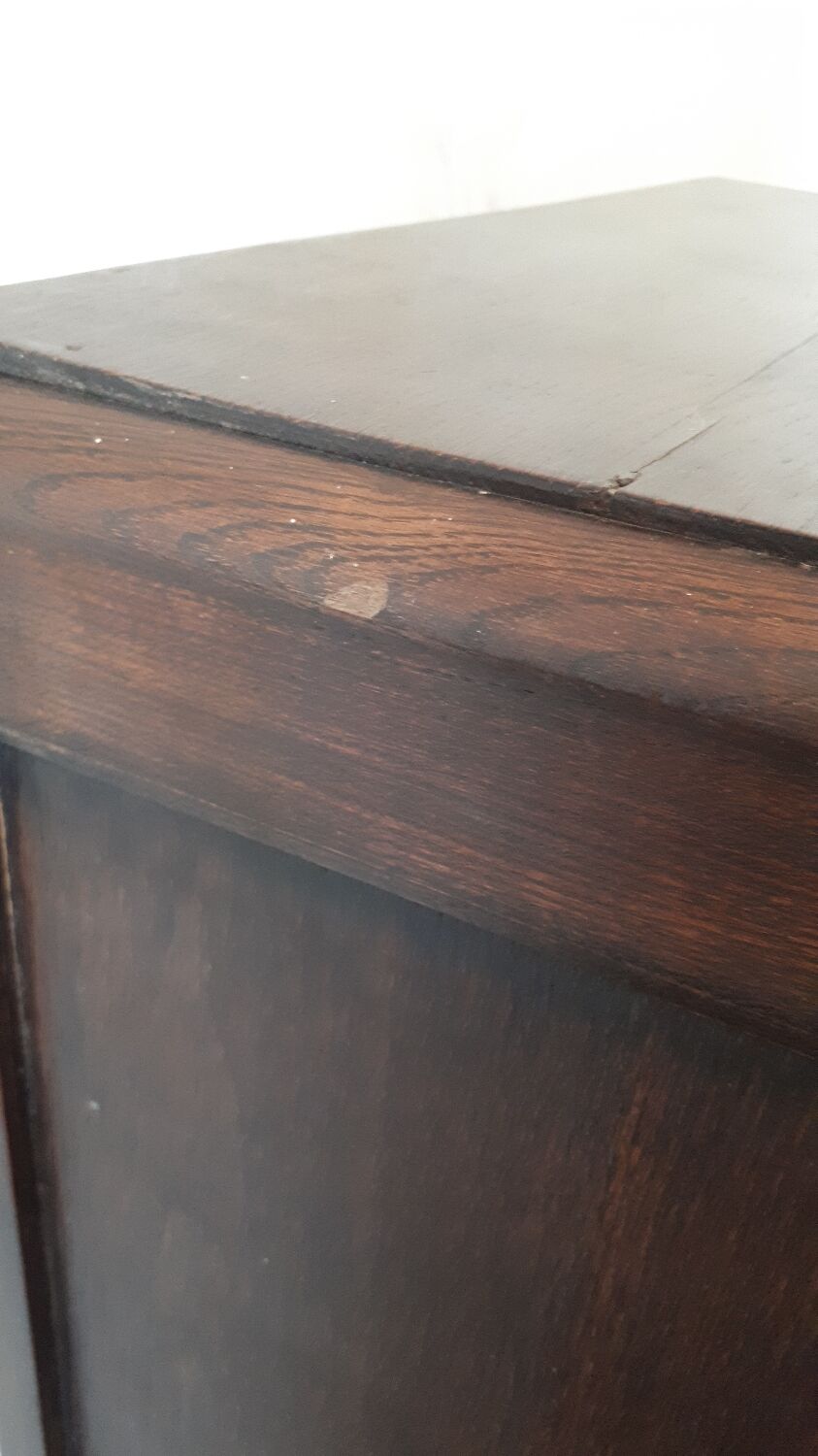 Showcase furniture from the 1930s