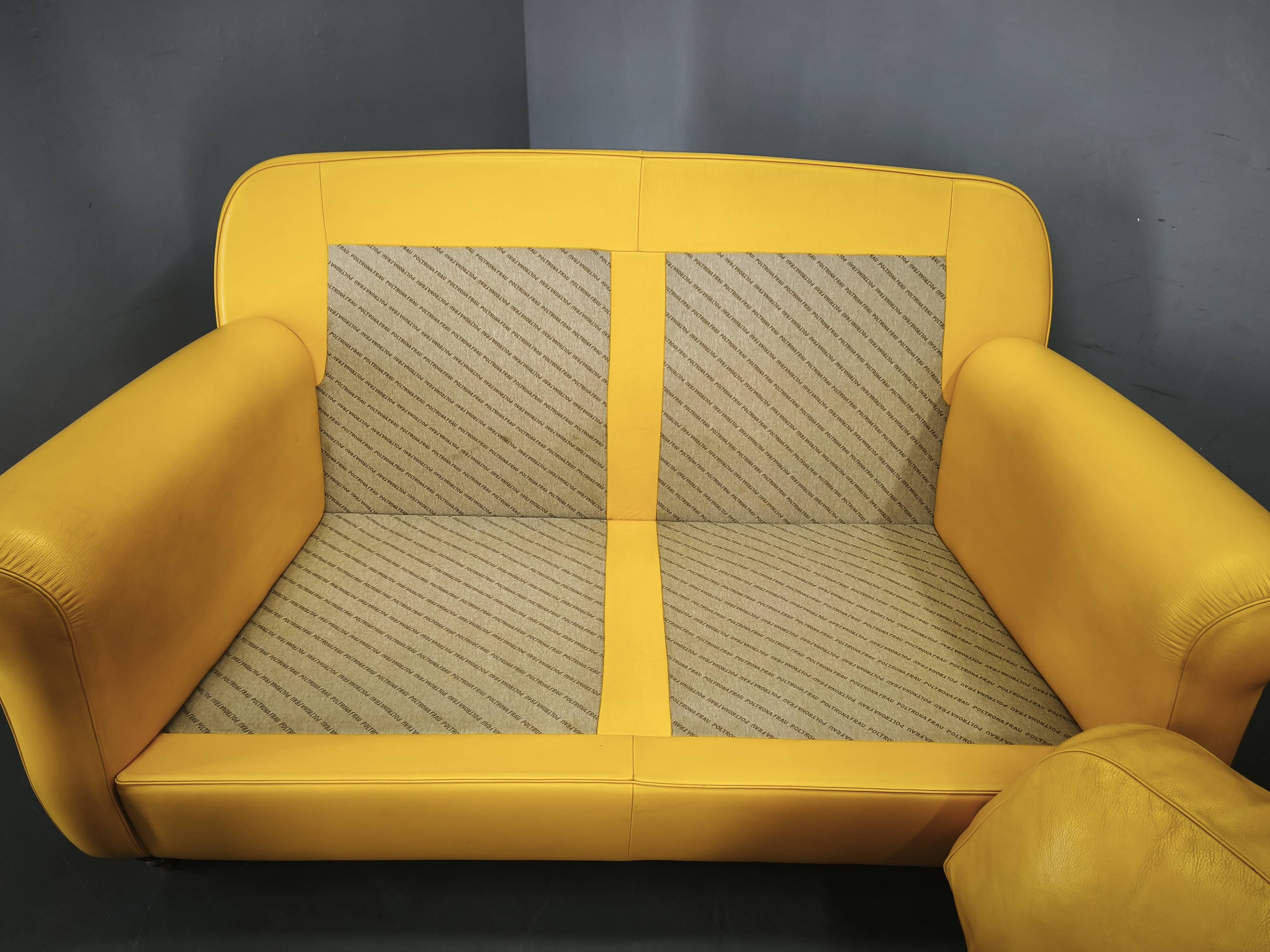 Pair of Poltrona Frau George Leather Sofas, Italy, 1992