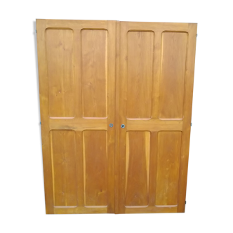 Closet door
