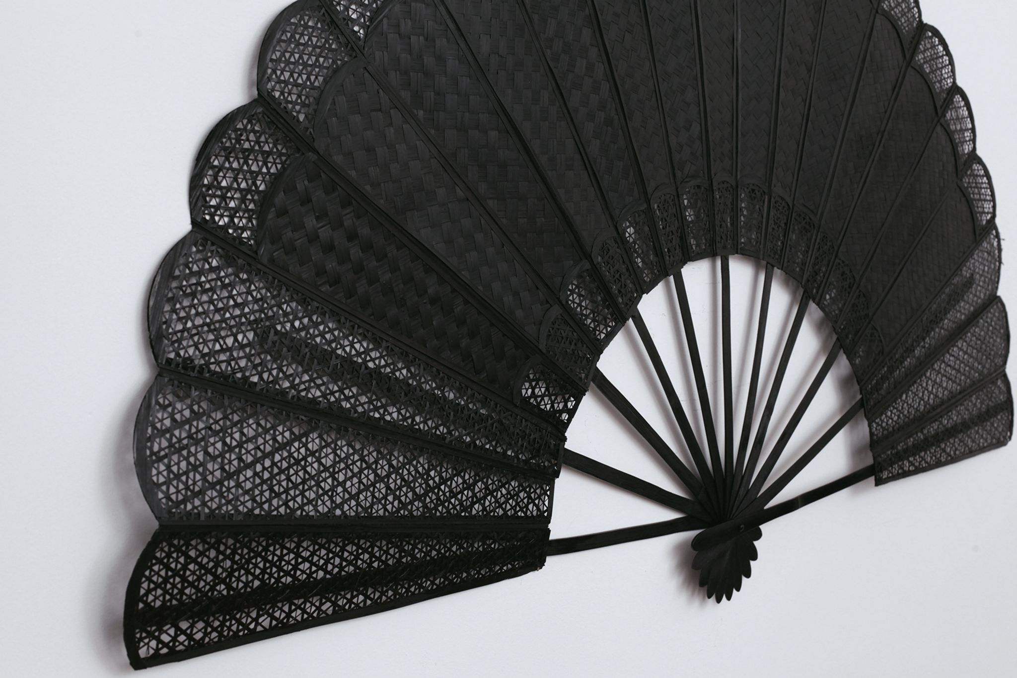 Large fan dark canage - 144 cm