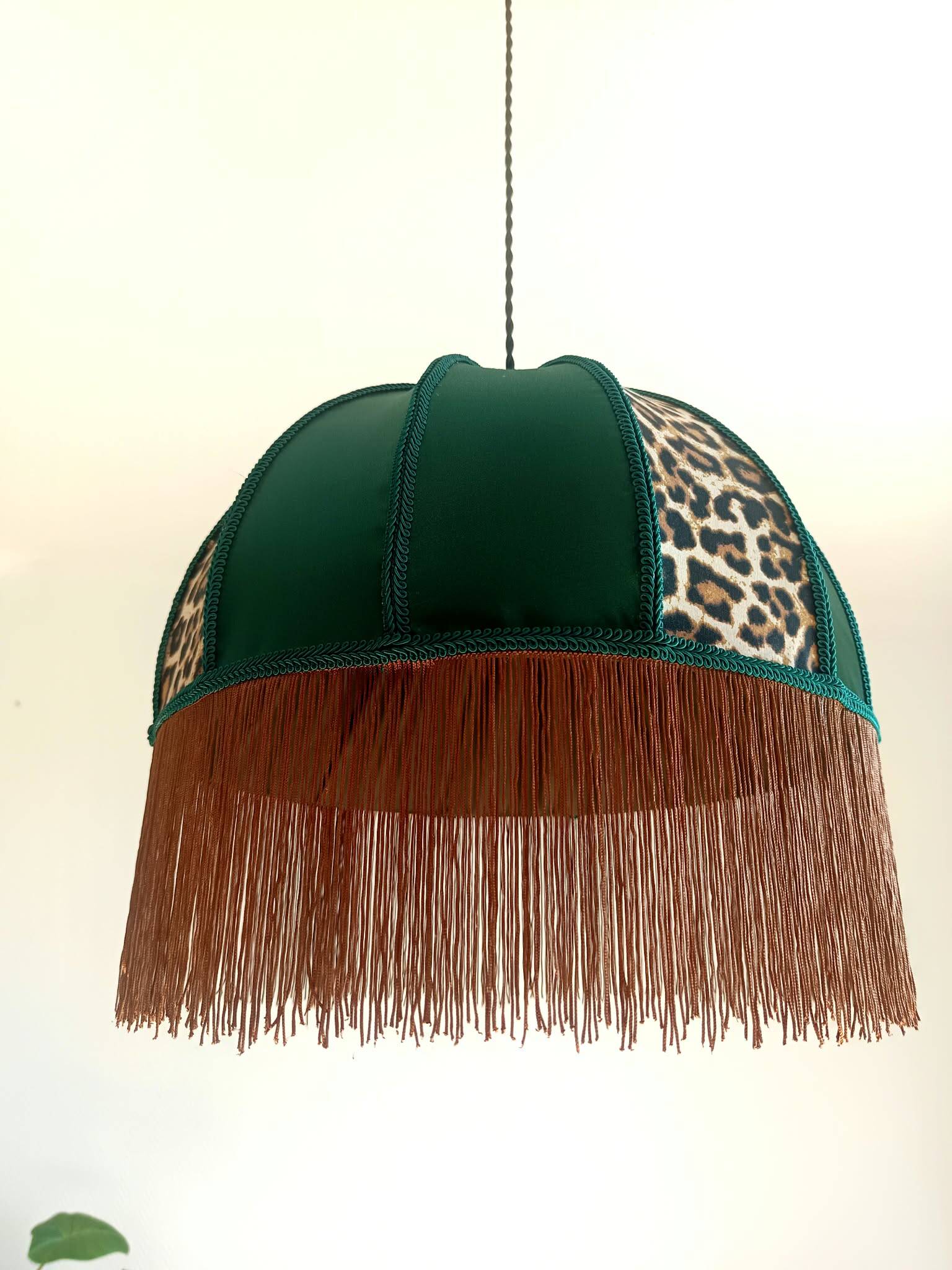 Leopard suspension and fringes