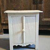 Mini wardrobe