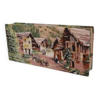 Boîte capitonnée de tissu au village montagnard vintage