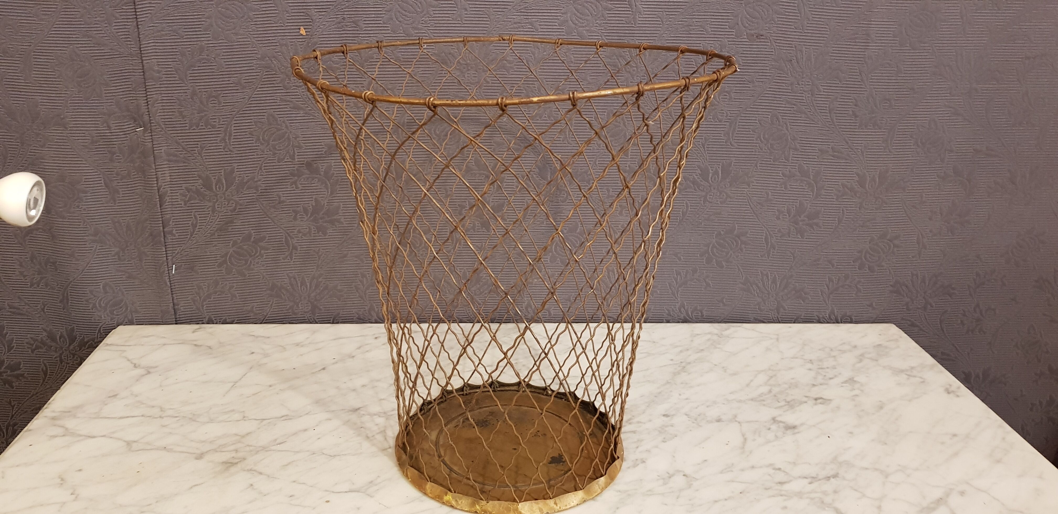 Brass paper basket