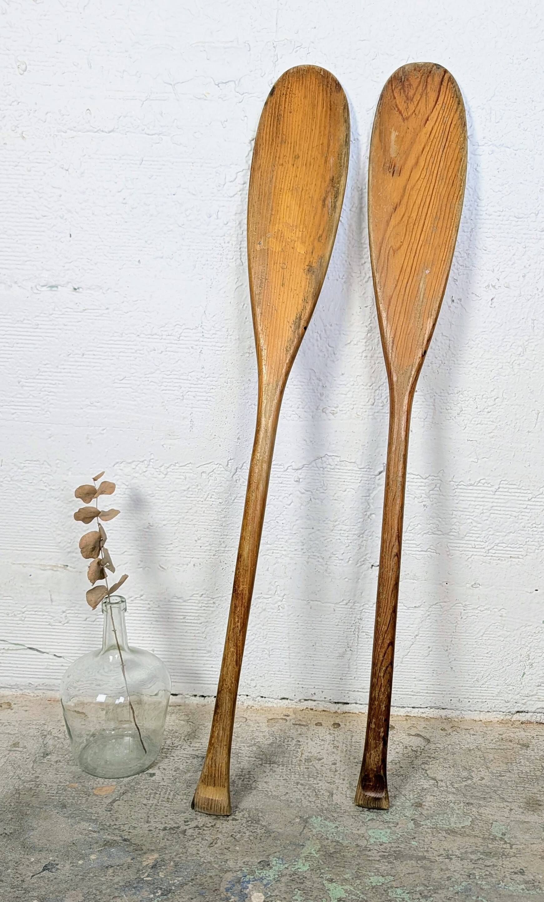 Paire de rames anciennes en bois