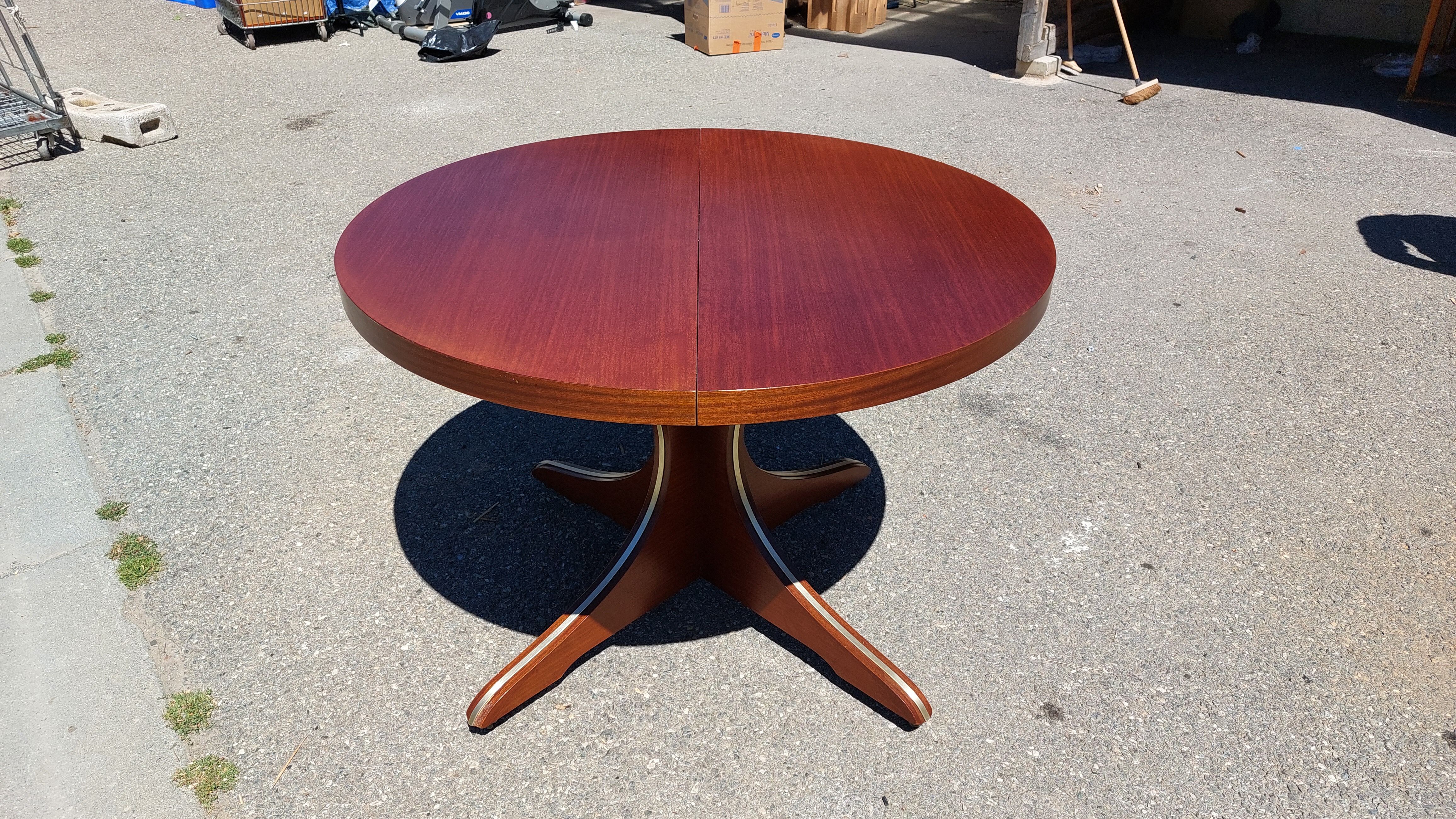 Vintage Scandinavian extendable dining table - 1960s