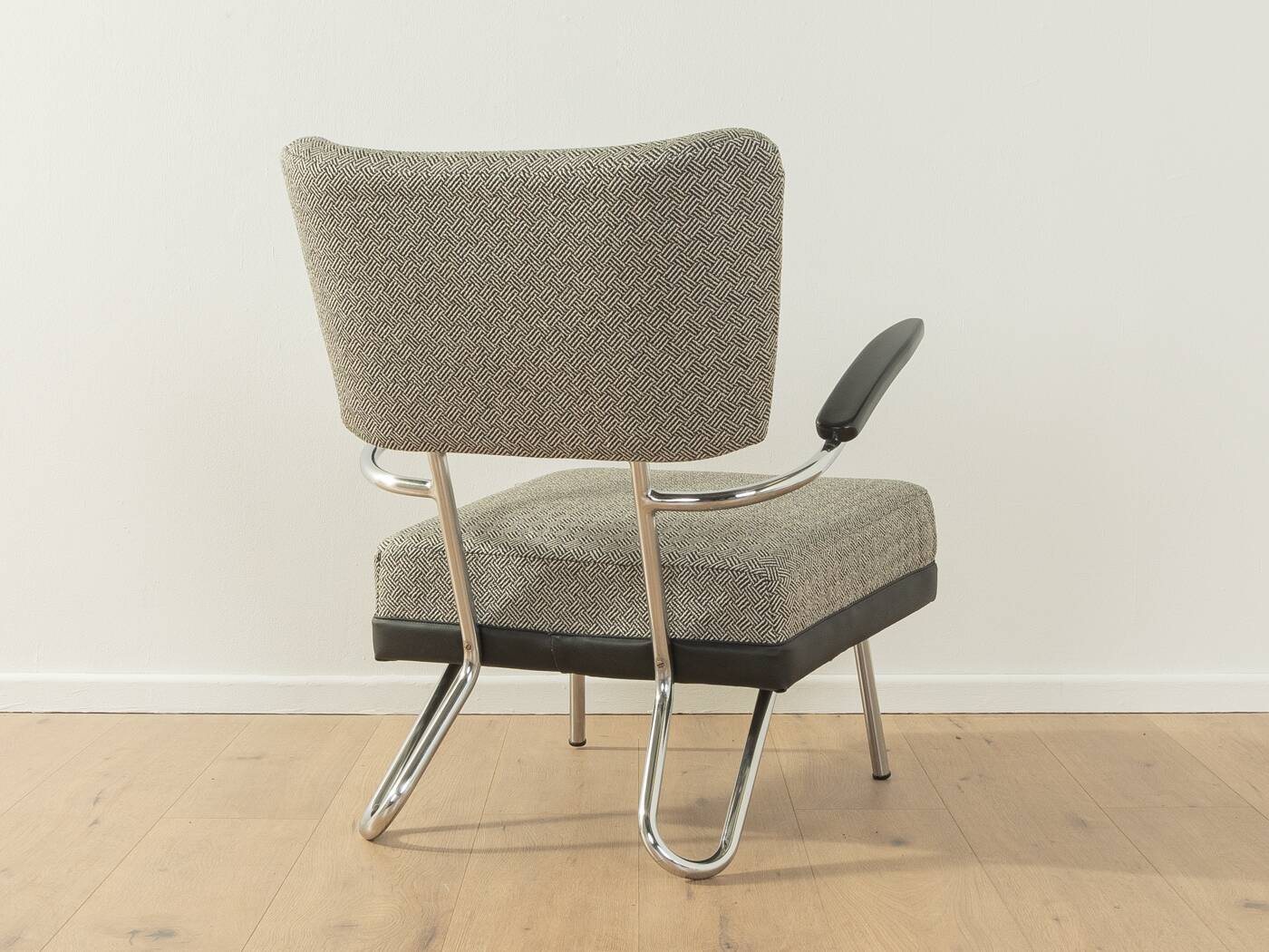 1930s armchair, Mauser