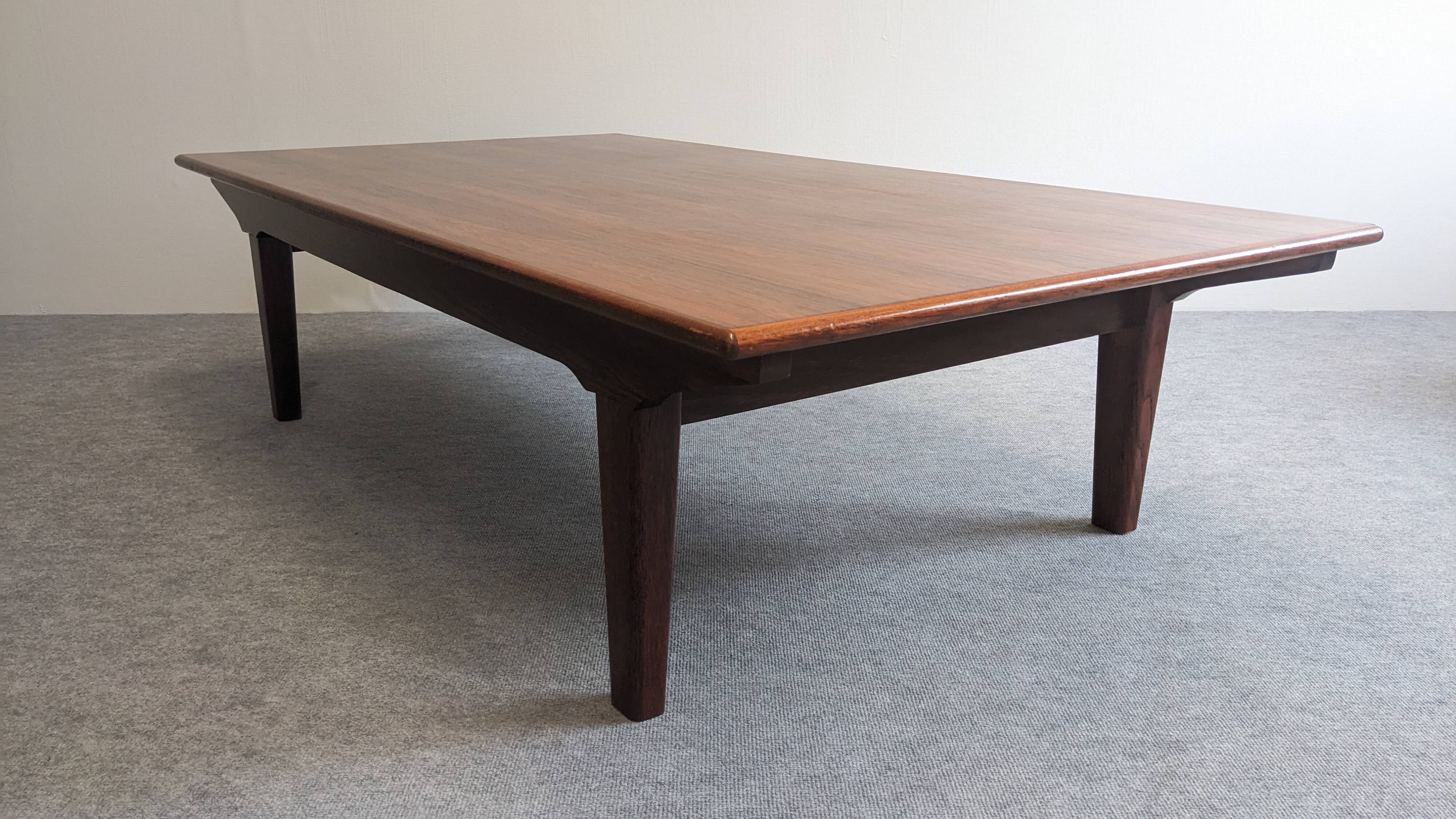 Scandinavian rosewood coffee table, 50s-60s