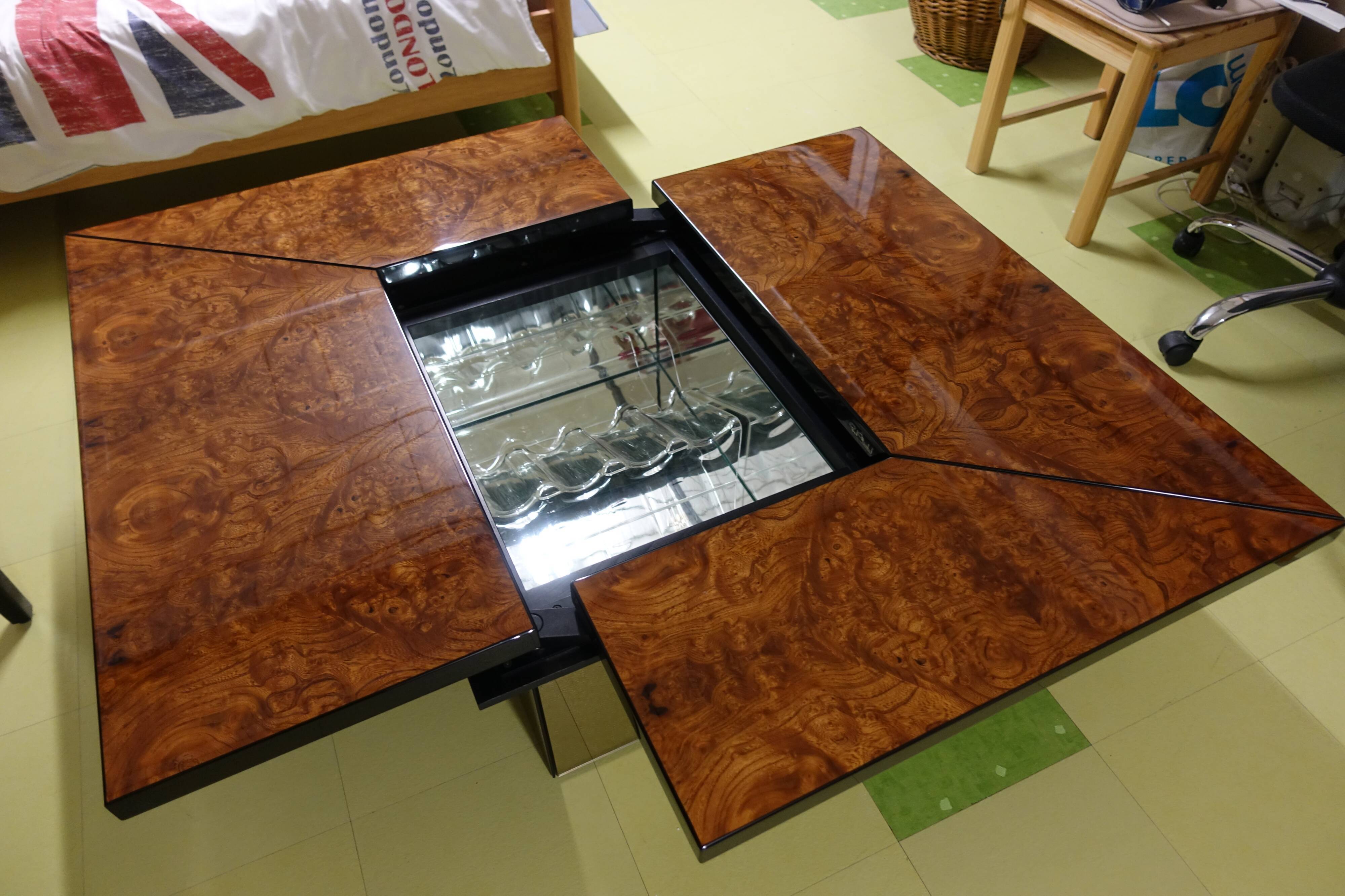 Table basse and canape coin paul michel