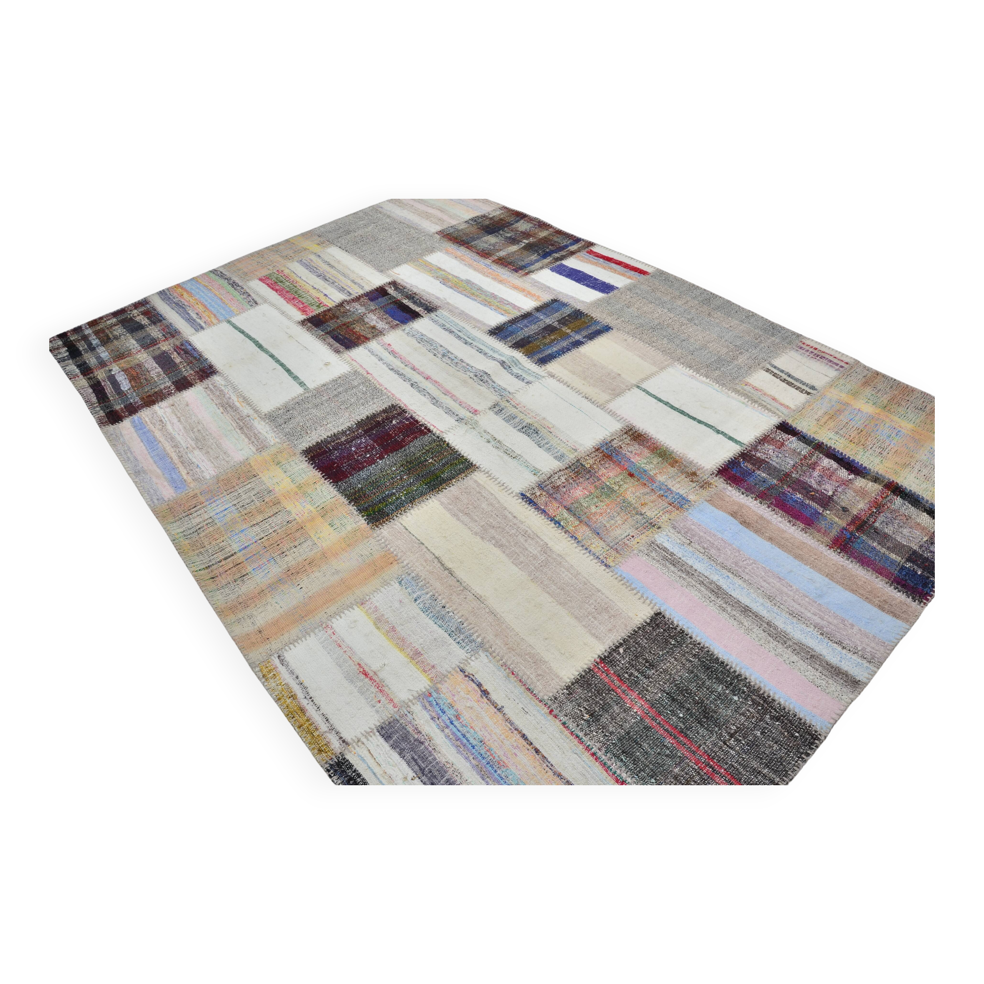 Vintage Turkish White Kilim Rug