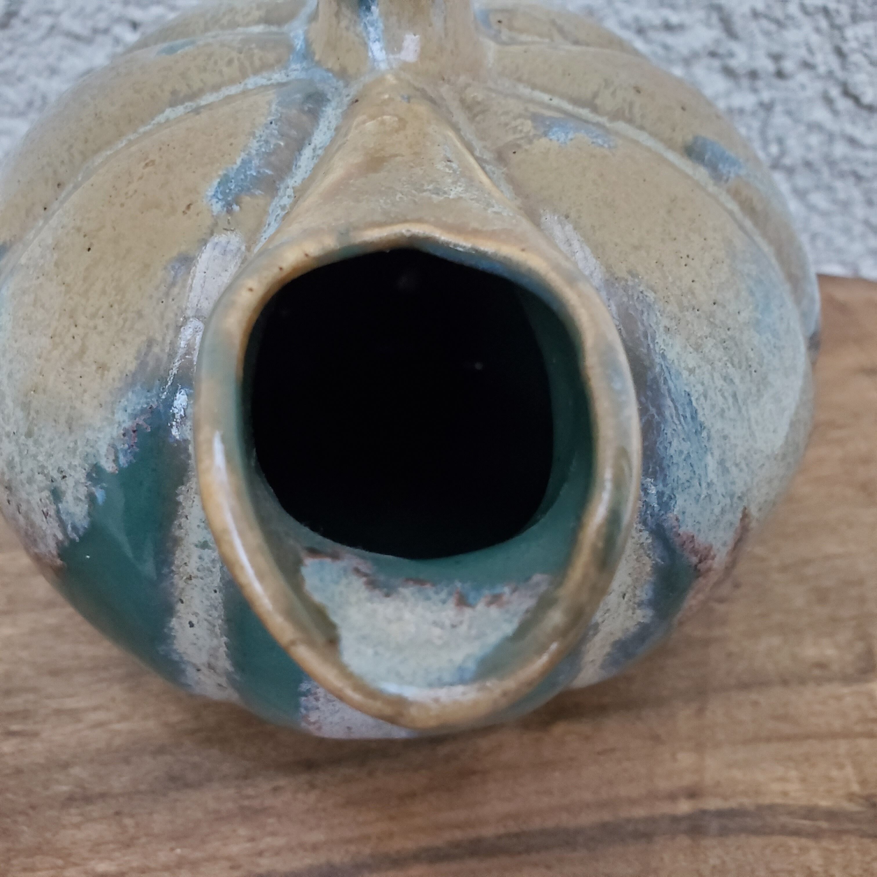 Pitcher melon coloquinte sandstone signed Pointu