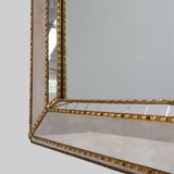 Grand miroir vénitien en mosaïque trapèze du XXe siècle avec guirlandes en laiton