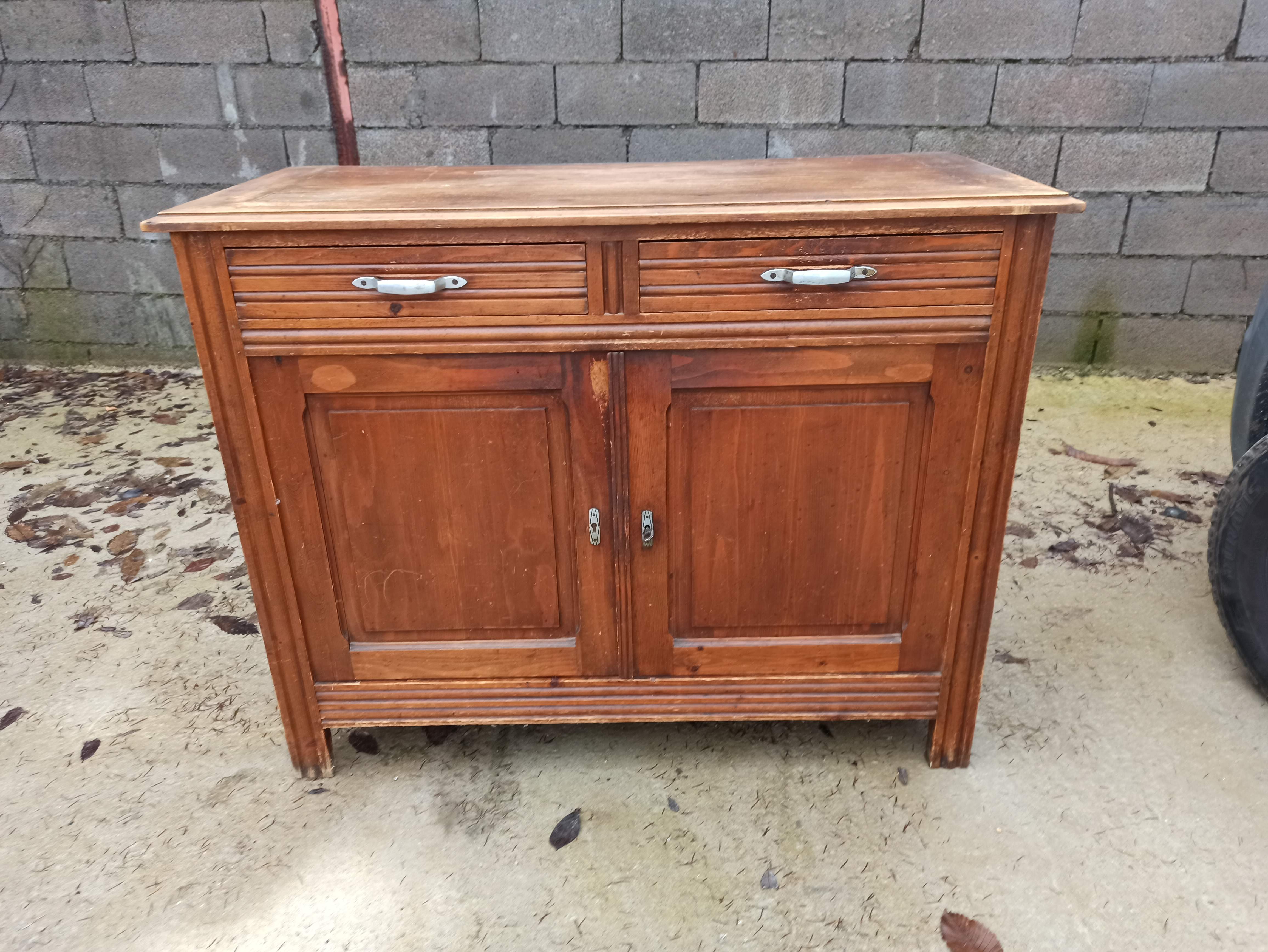 Low Parisian wooden sideboard 2 doors 2 drawers