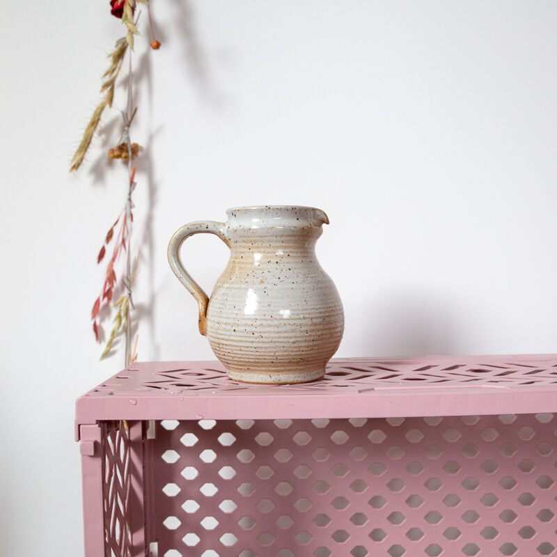 pitcher, marsh sandstone jug