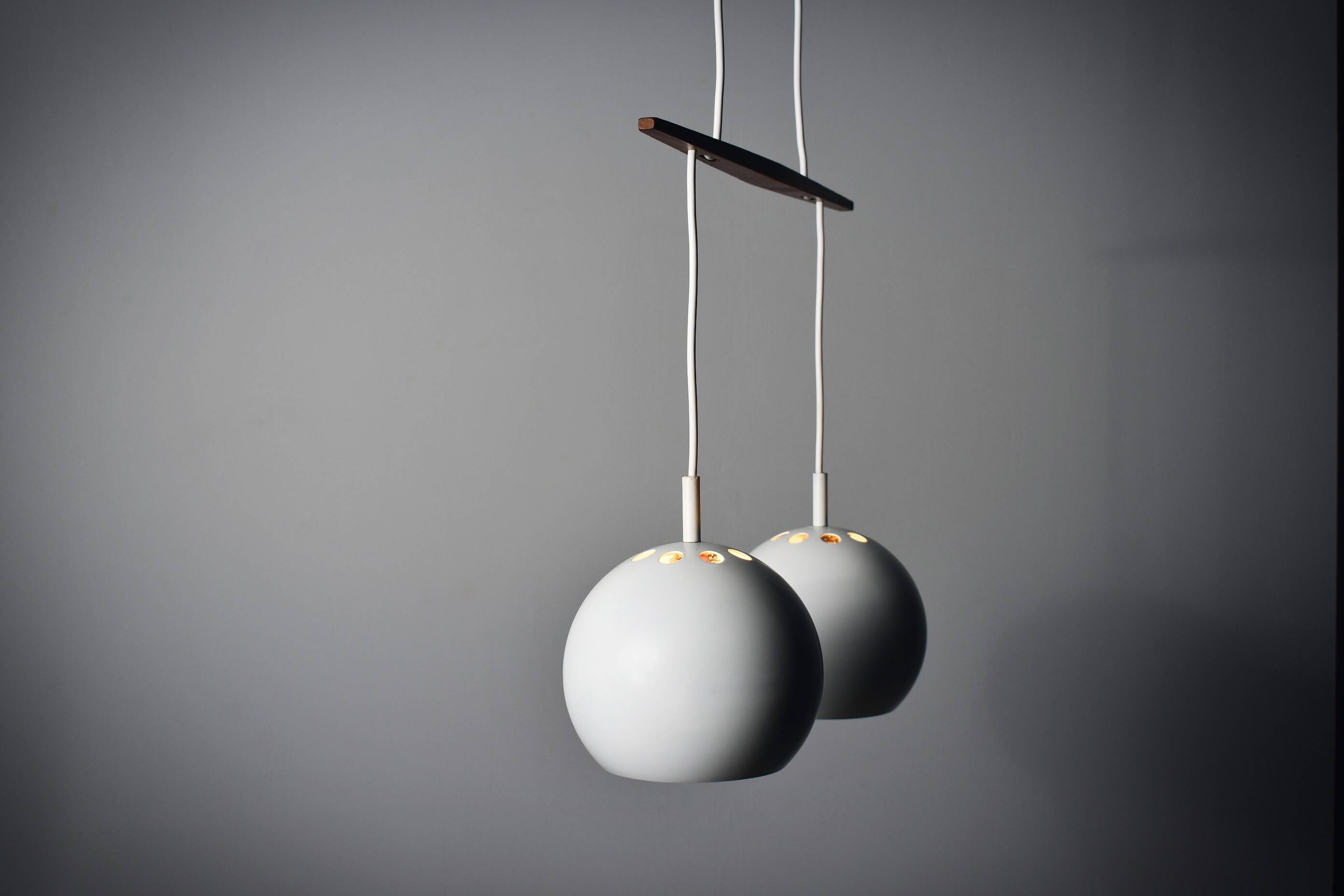 Lampe suspendue, design danois, années 1960. Benny Frandsen