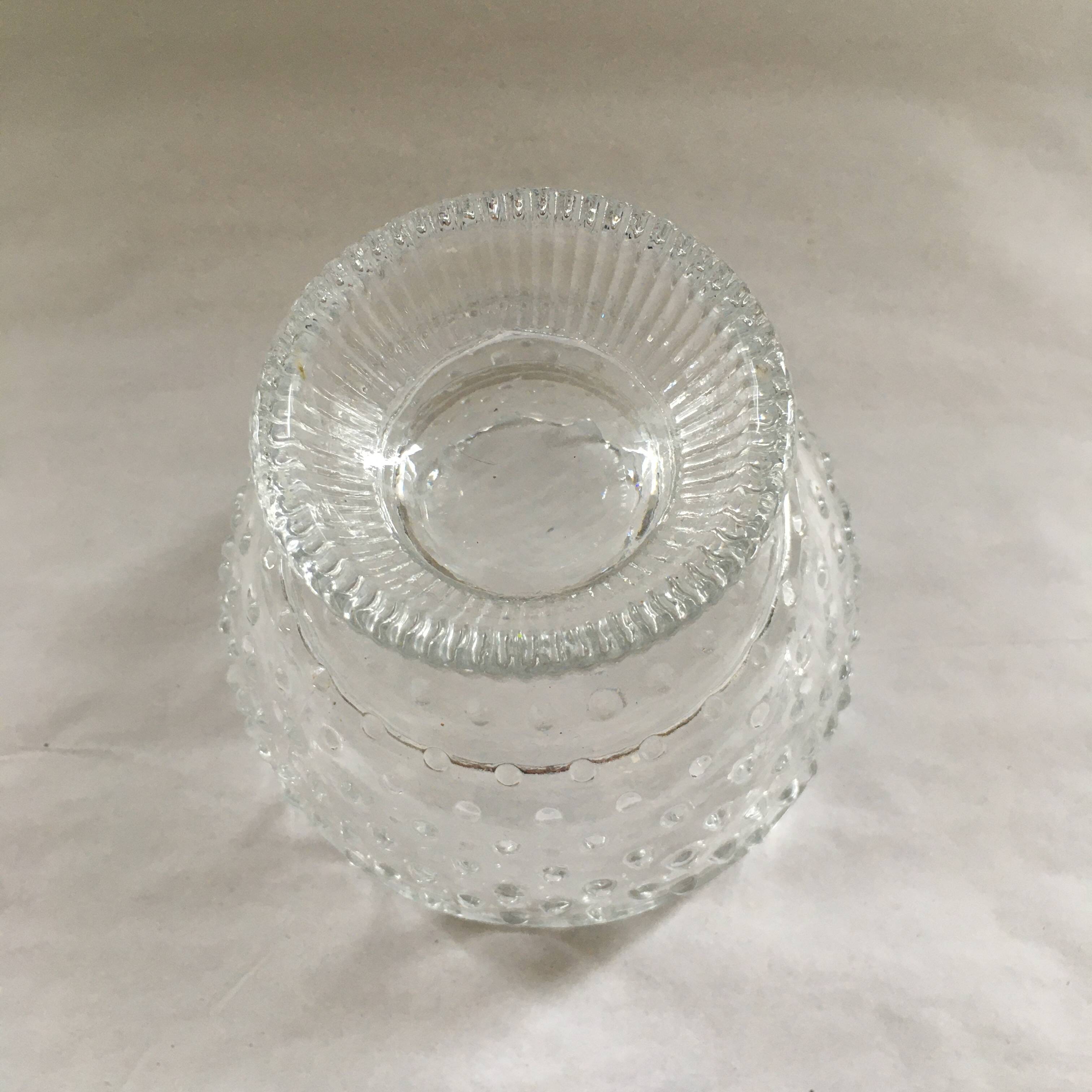 Coupelle à picots en verre
