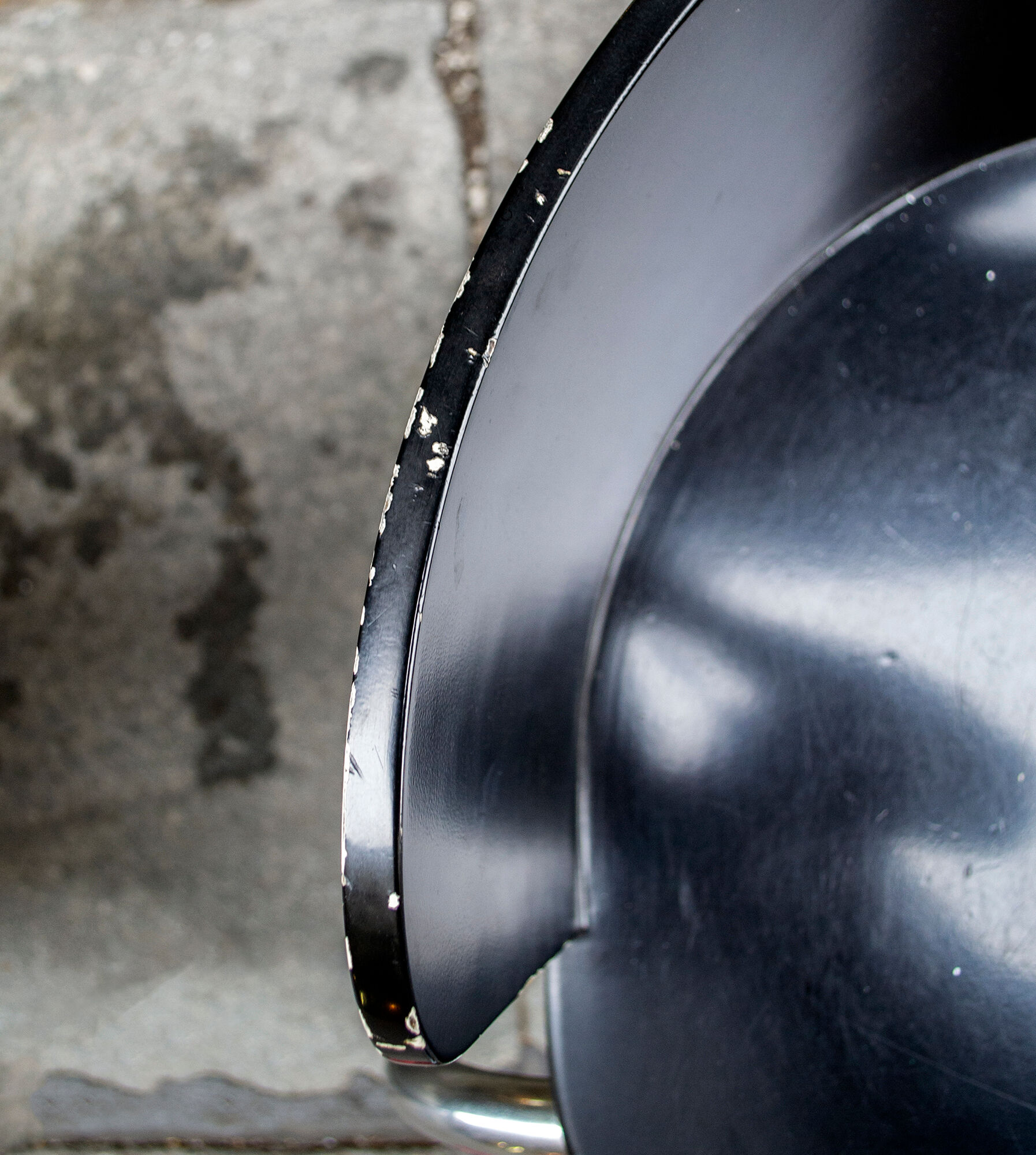 Set of three postmodern armchairs Italy 70