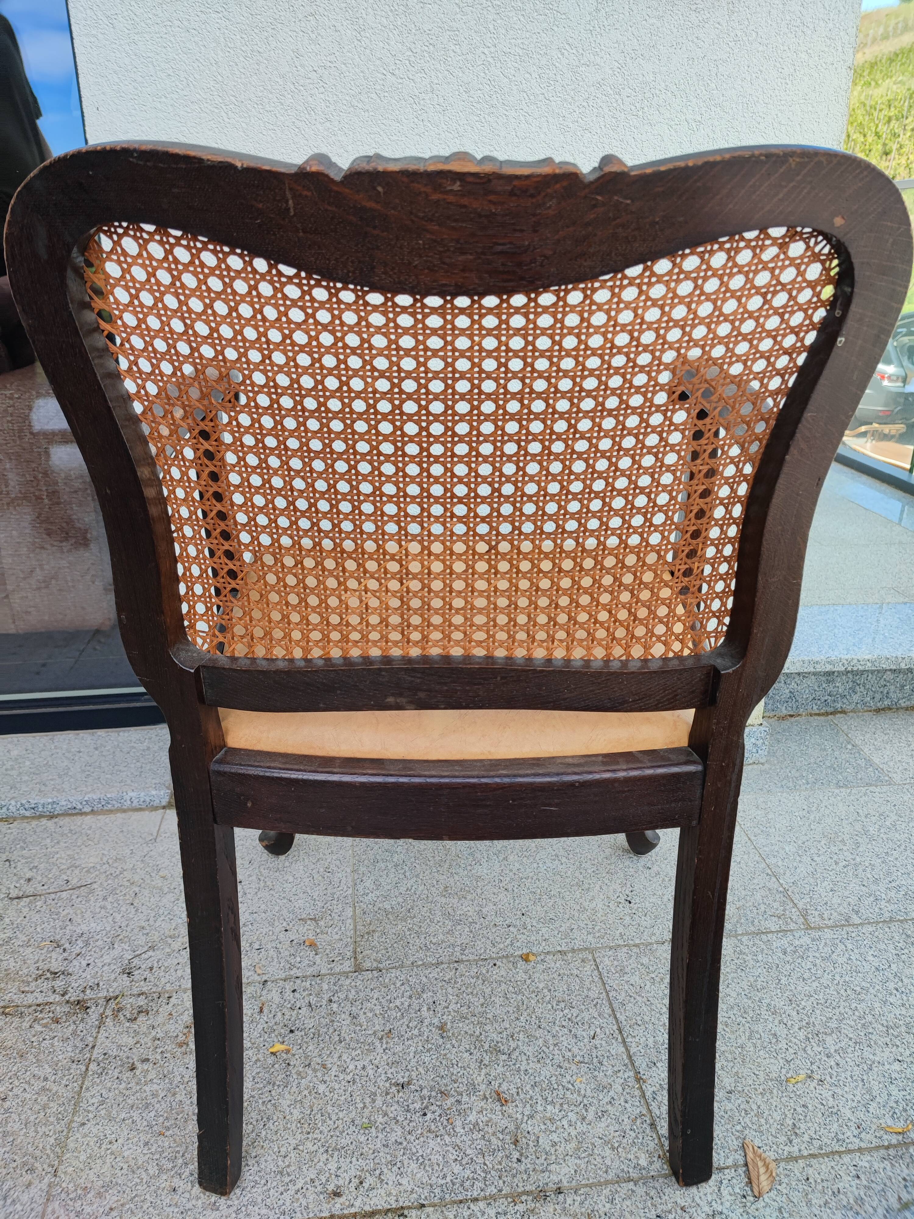 Ribbed leather office chair