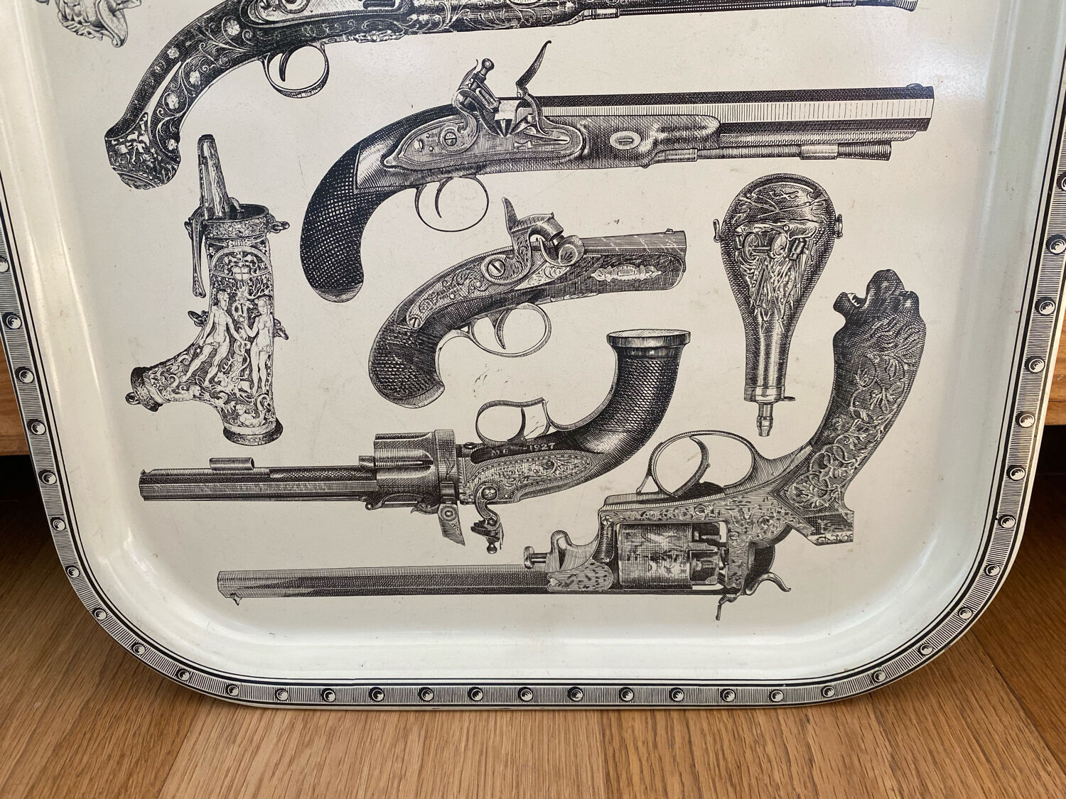 Metal tray Piero Fornasetti "Guns" 60s revolvers