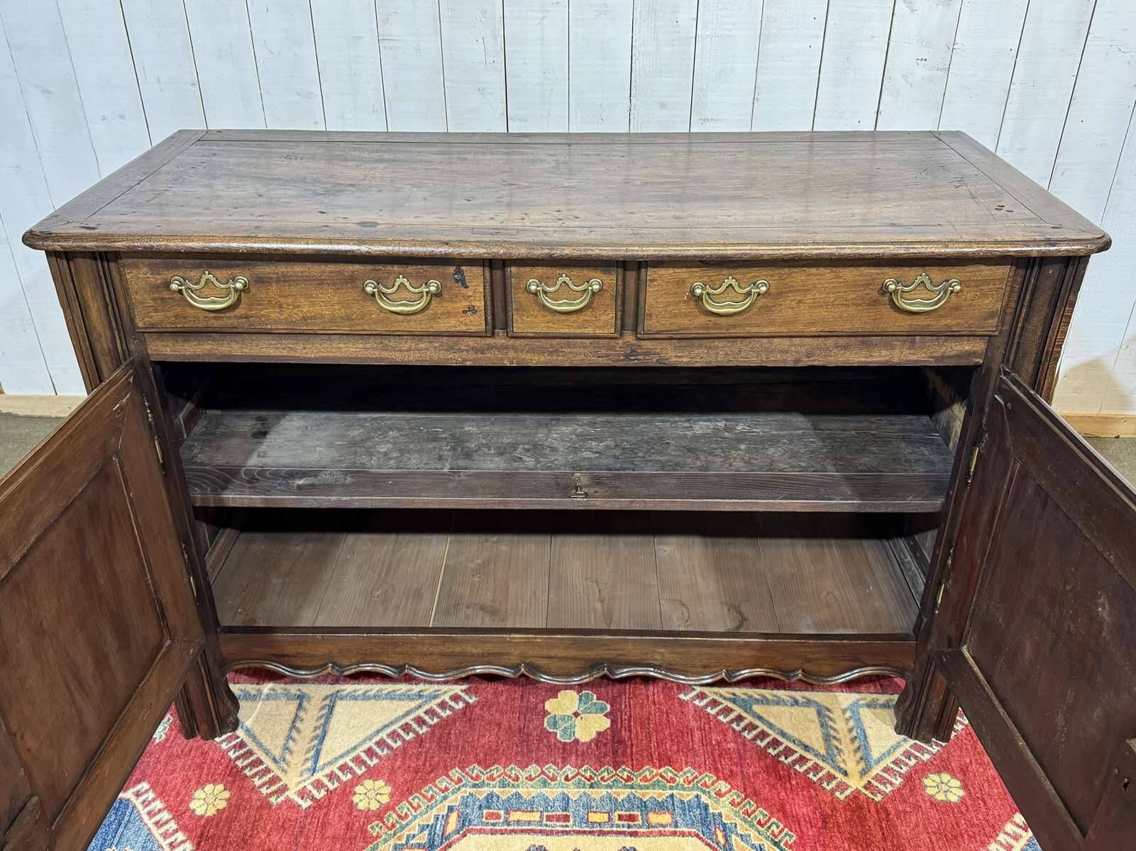 Malouin buffet in mahogany and poplar from the 19th century
