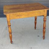 Farm table