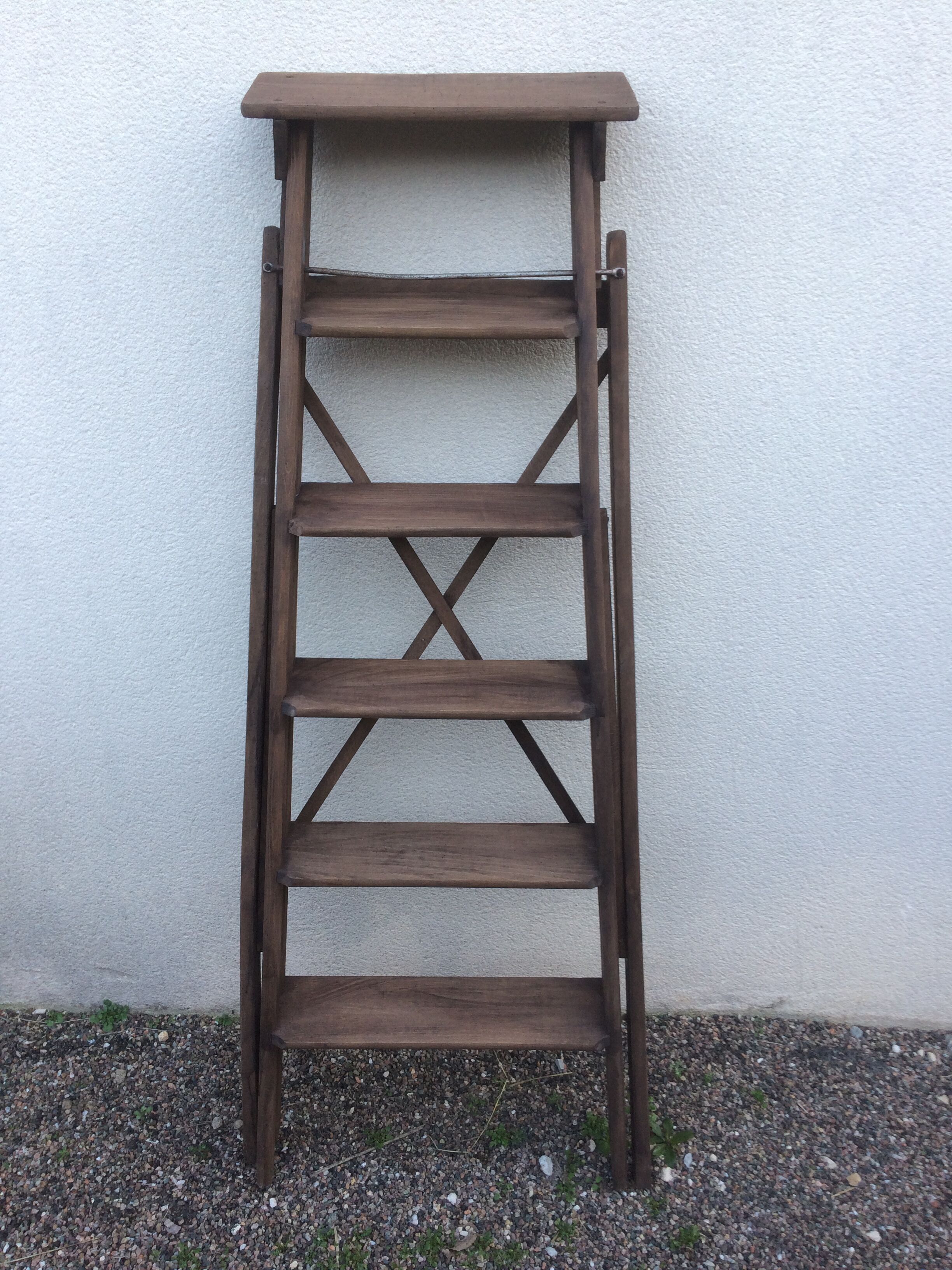 Library stepladder