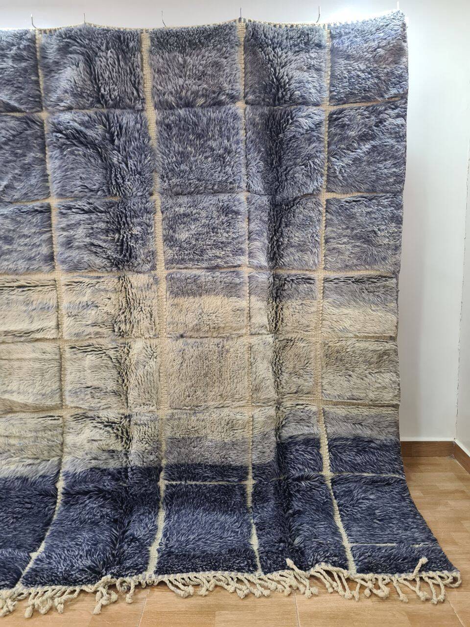 Handmade mrirt rug 200x150 cm