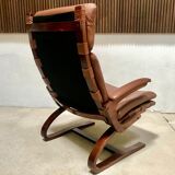 Scandinavian leather lounge chair by Elsa & Nordahl Solheim for Rybo Rykken, 1960s