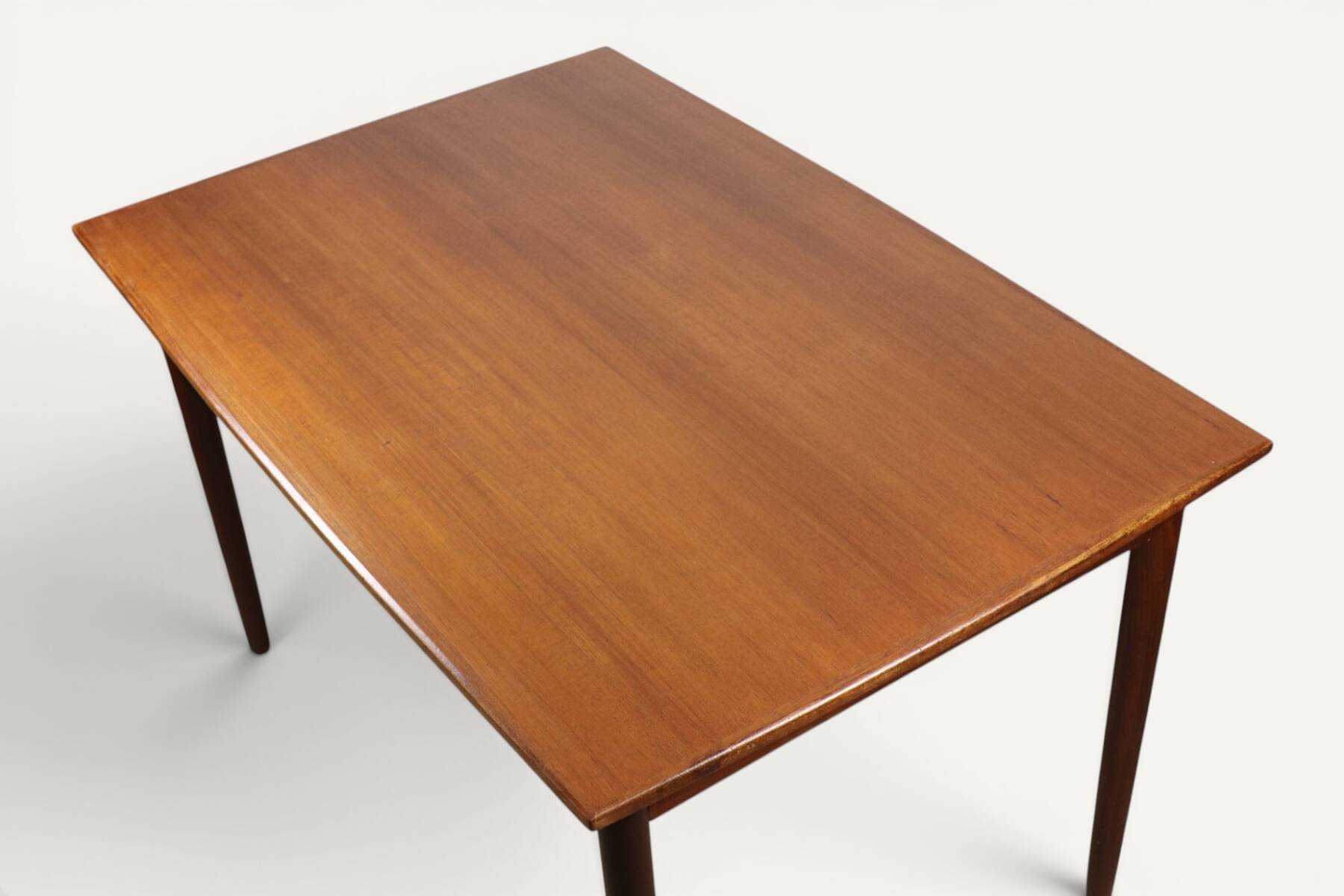 Extendable dining table in Scandinavian teak - 1960s