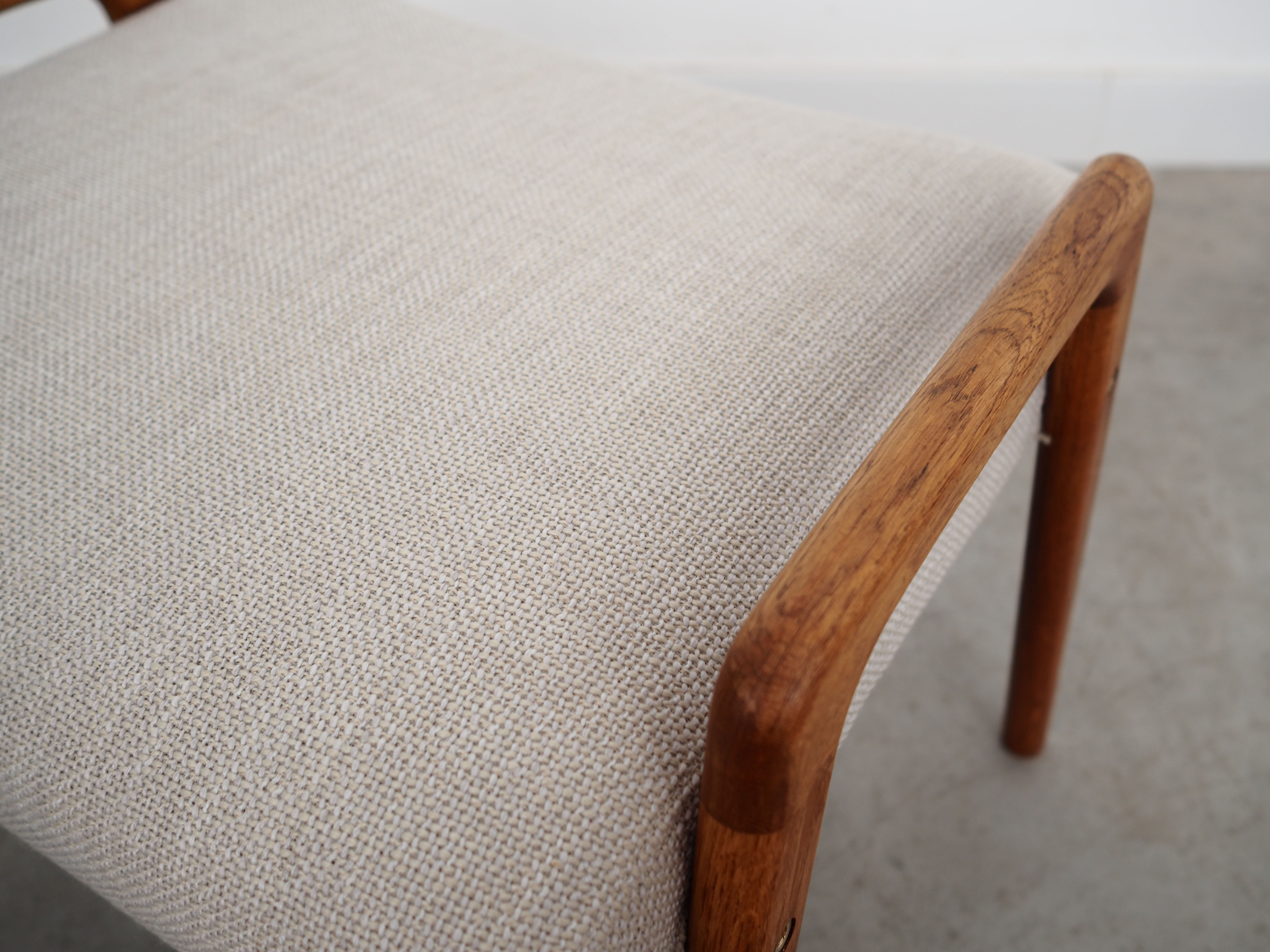 Oak footrest, Danish design, 1970s, production: Denmark