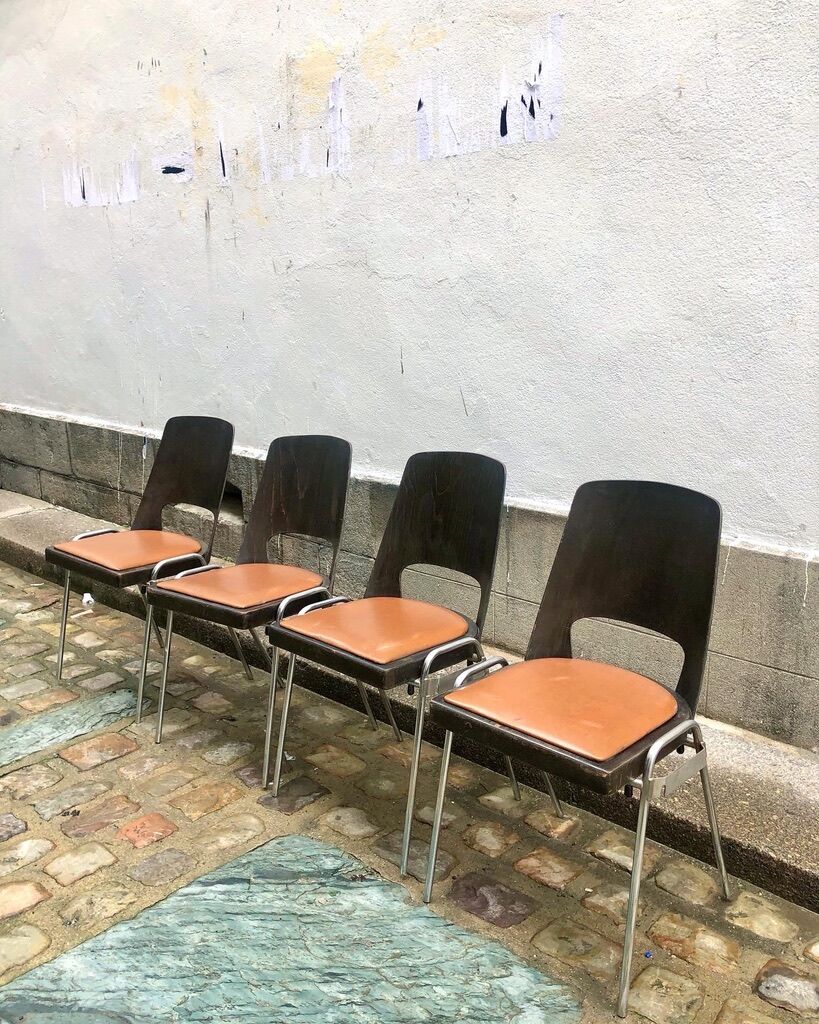 Set of 4 chairs model Barrel Manhattan circa 1970