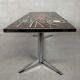 Table basse des années 50 – céramique et chrome
