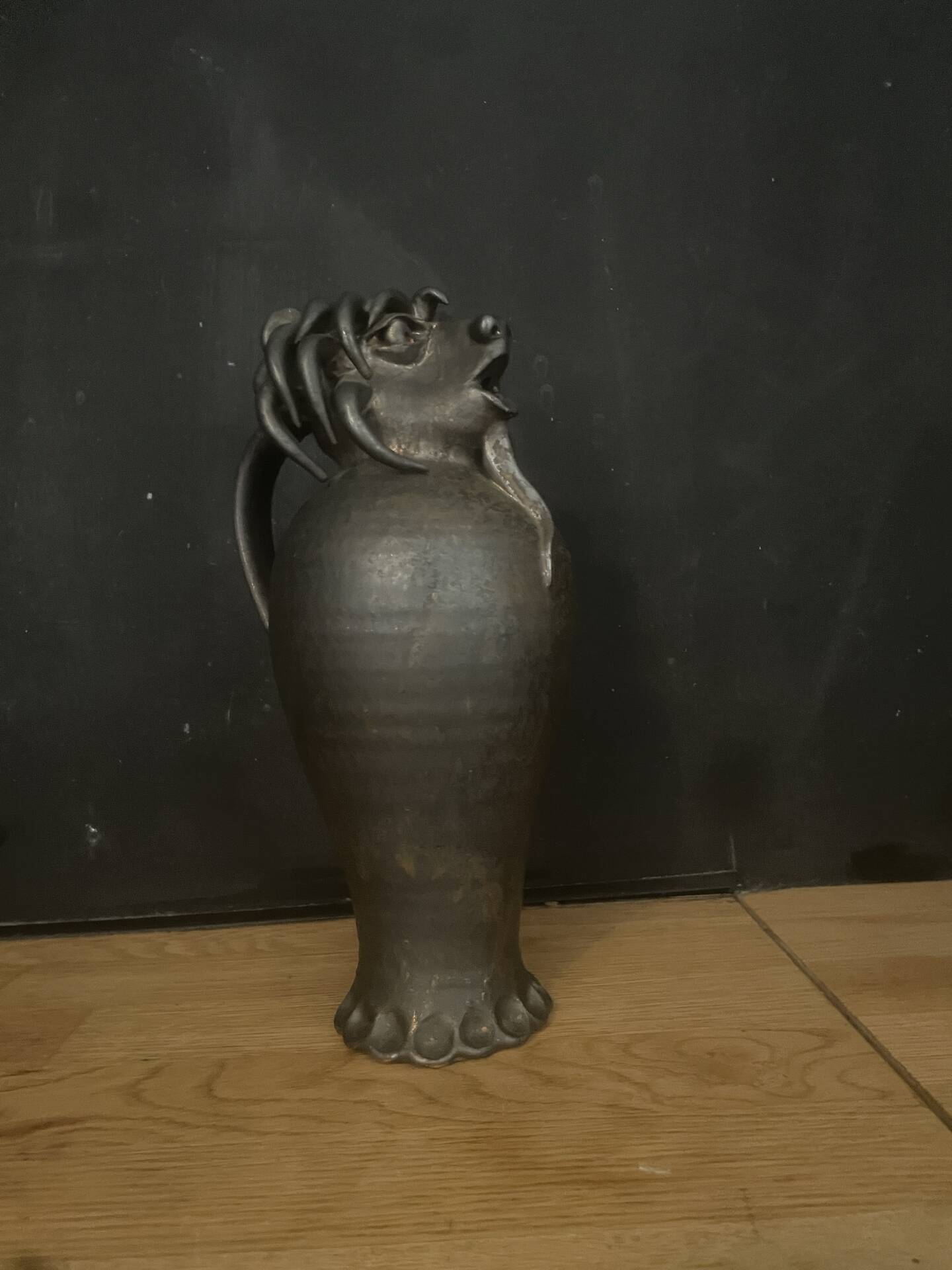 Anthropomorphic ceramic jug