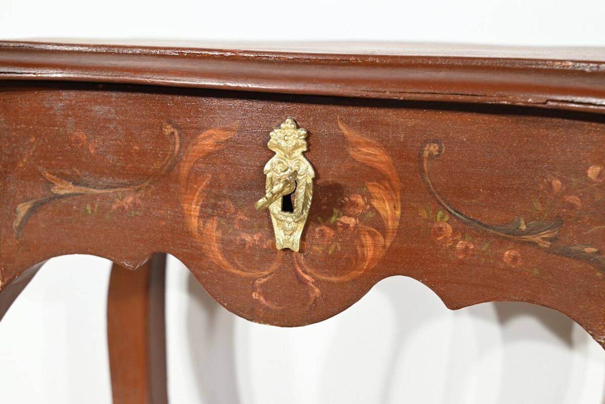 Small Table in Lacquered Wood, Louis XV Style – Late 19th Century