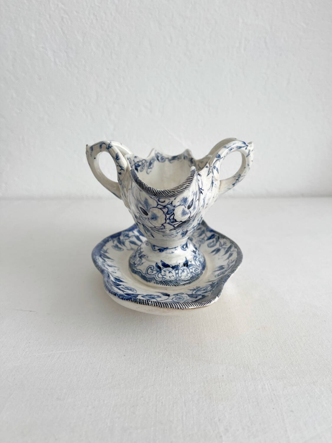 Old gravy boat in iron clay “Flora” Creil et Montereau