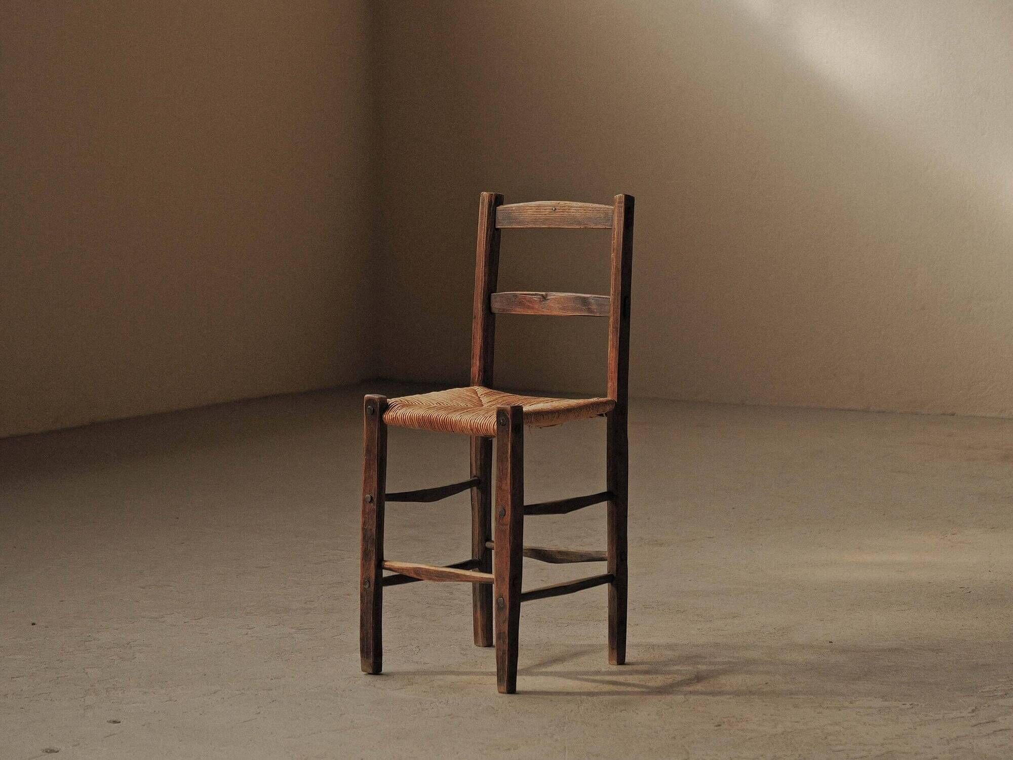 Peasant chair in wood and straw, Folk Art, around 1900