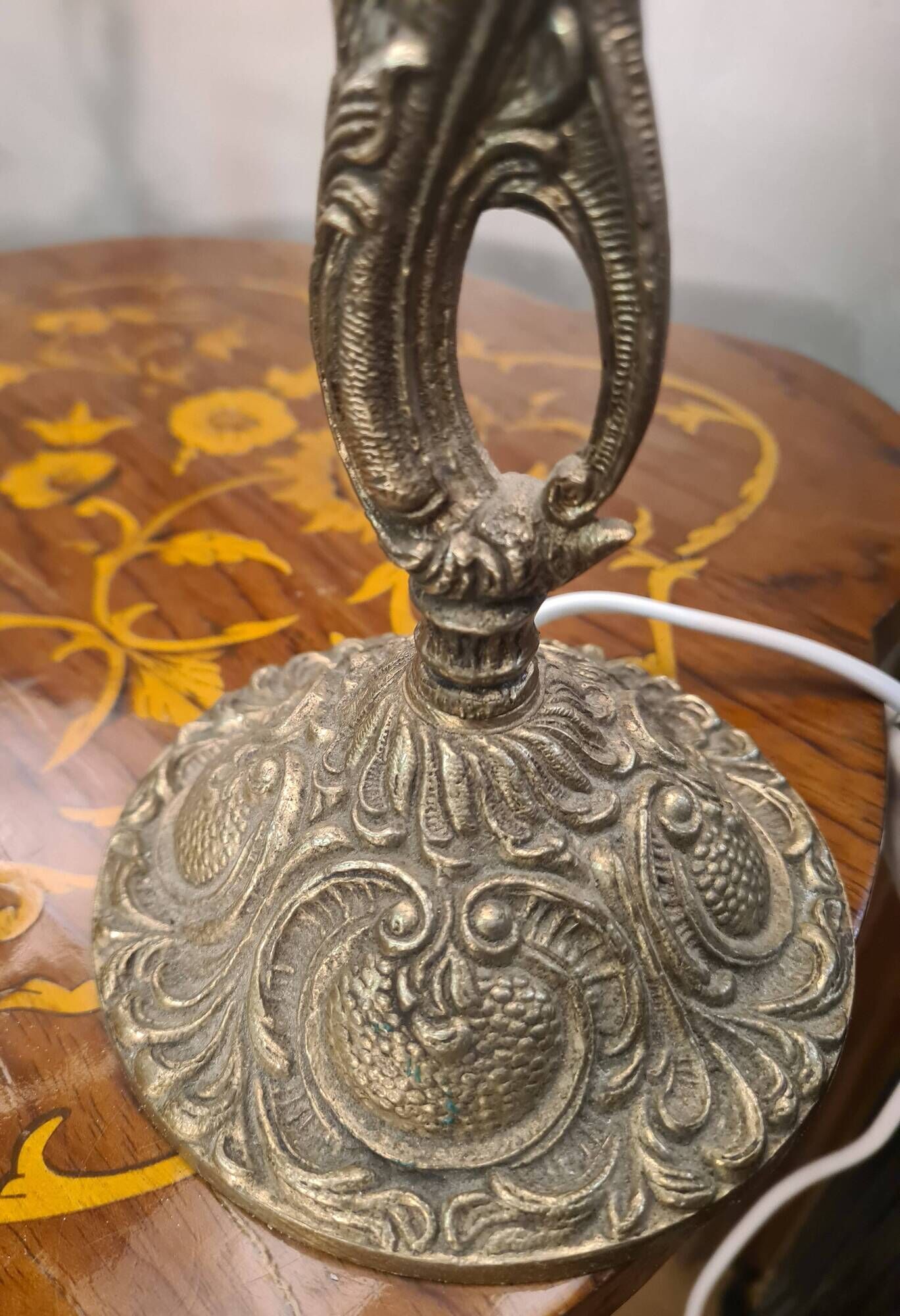 Pair of bronze bedside lamps in Rococo style 42x24, electrical working, very pretty.