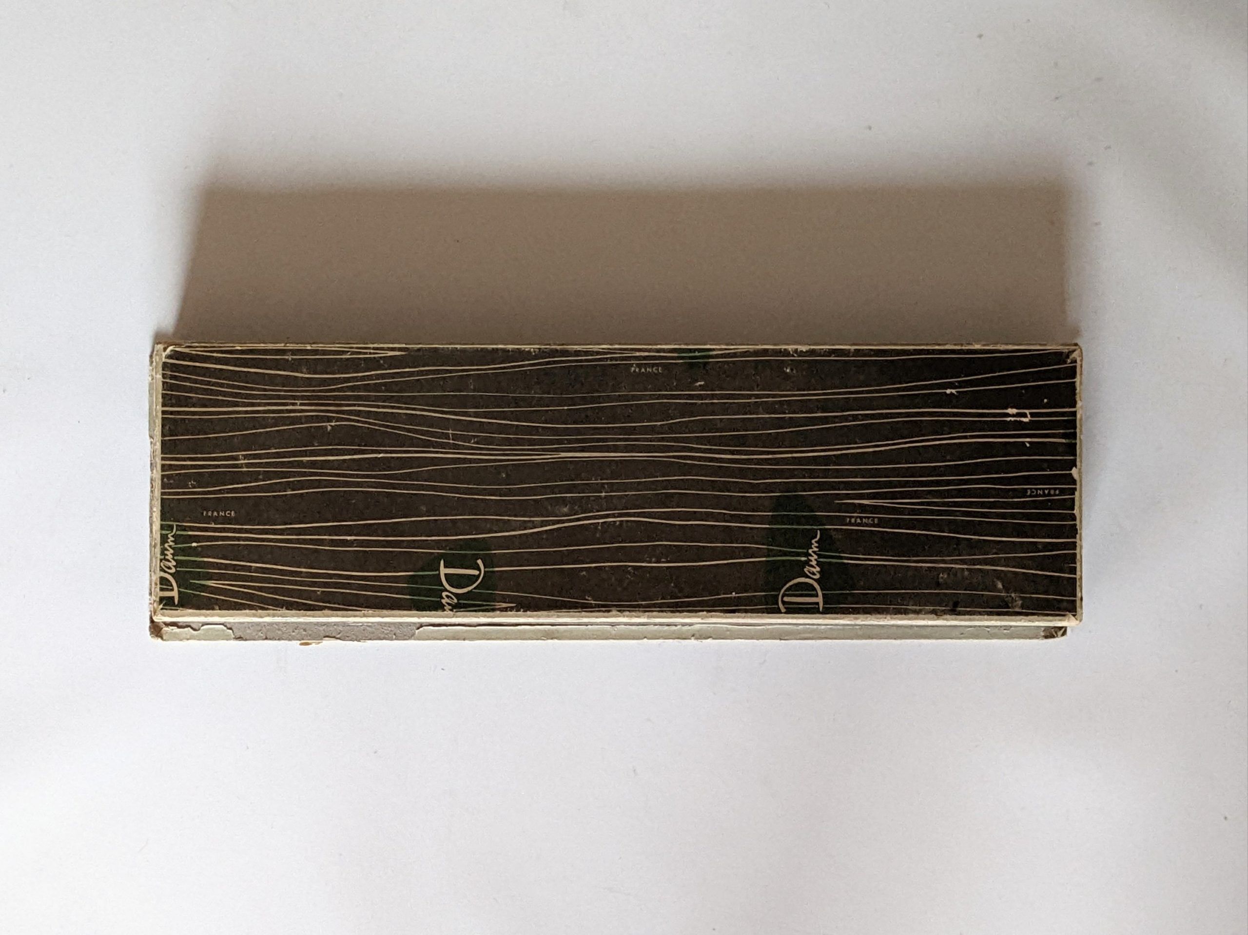 Suite of 12 Daum knife holders