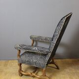 Louis XIV armchair in walnut, 18th century