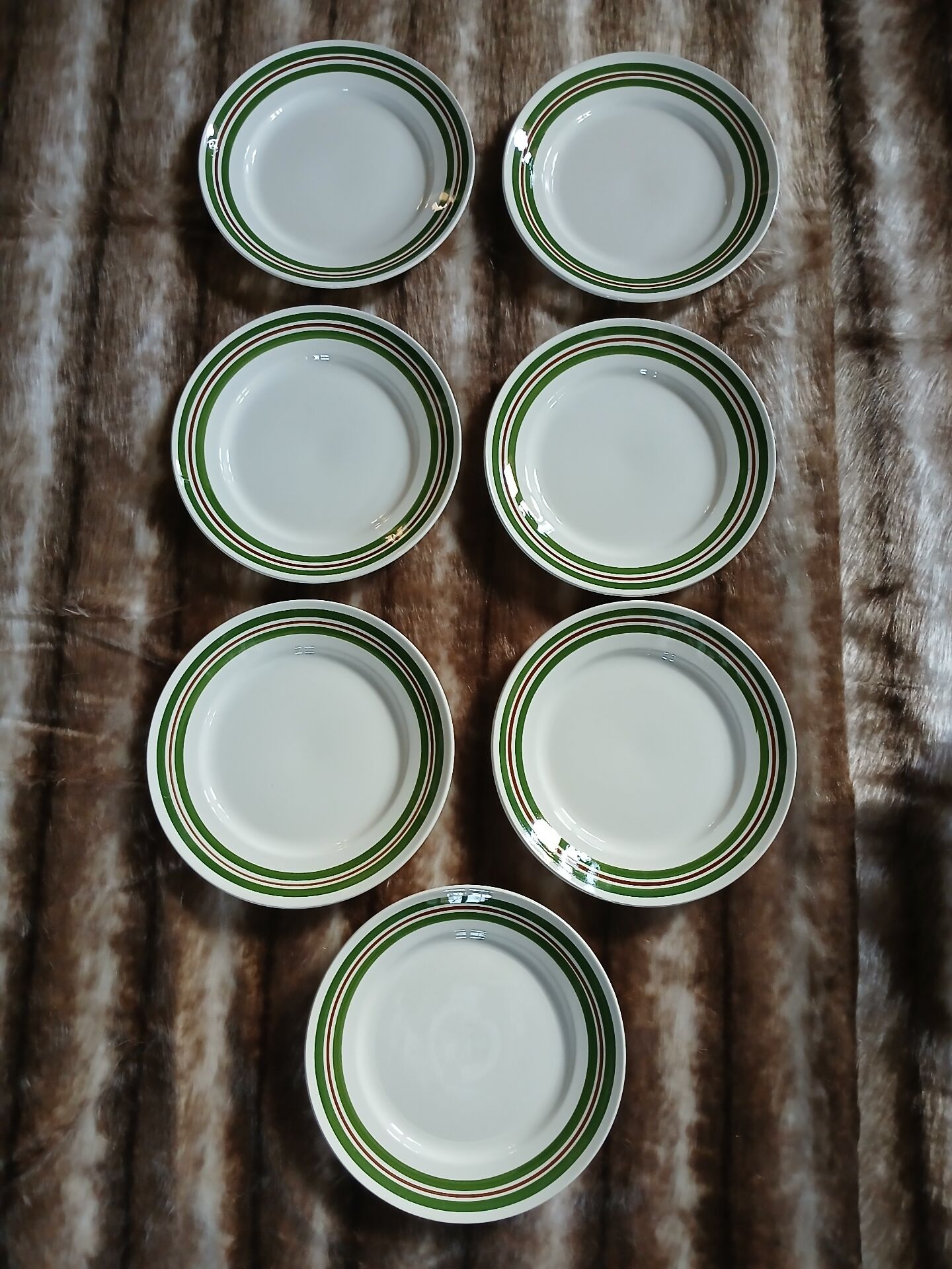 7 antique flat plates Moulin des Loups