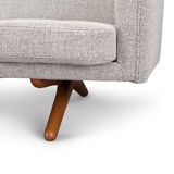 Danish midcentury modern ML-90 reupholstered sofa by Illum Wikkelsø for Michael Laursen, 1960s