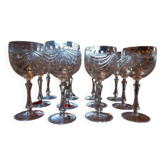 Set of 12 Lorraine crystal glasses
