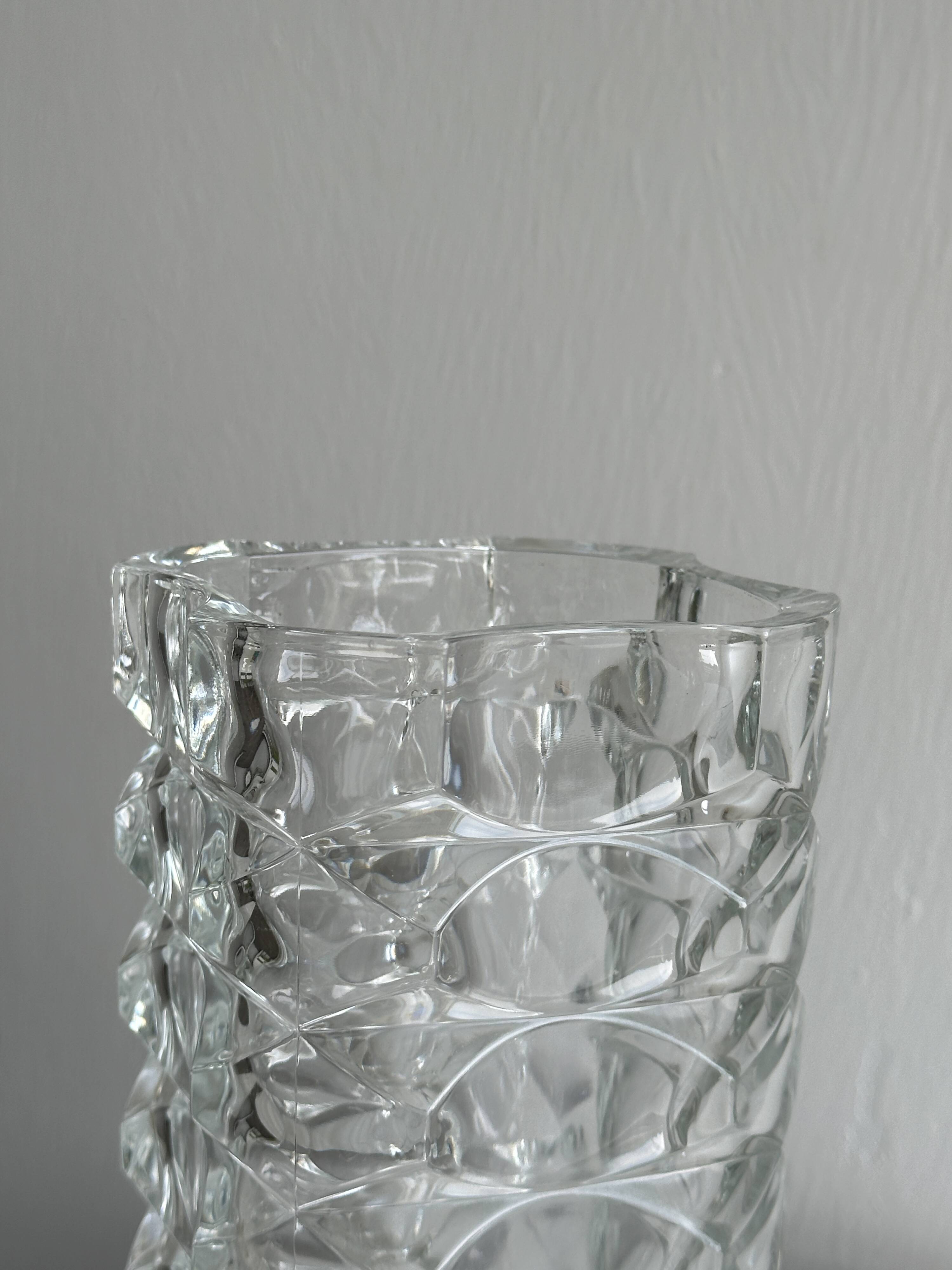 Large clear thick glass vase, heavy vase for large bouquet
