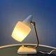 Lampe de bureau en verre opalin style Art déco Mid-Century