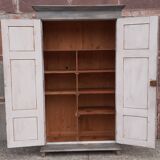 Armoire (étagères et/ ou penderie)