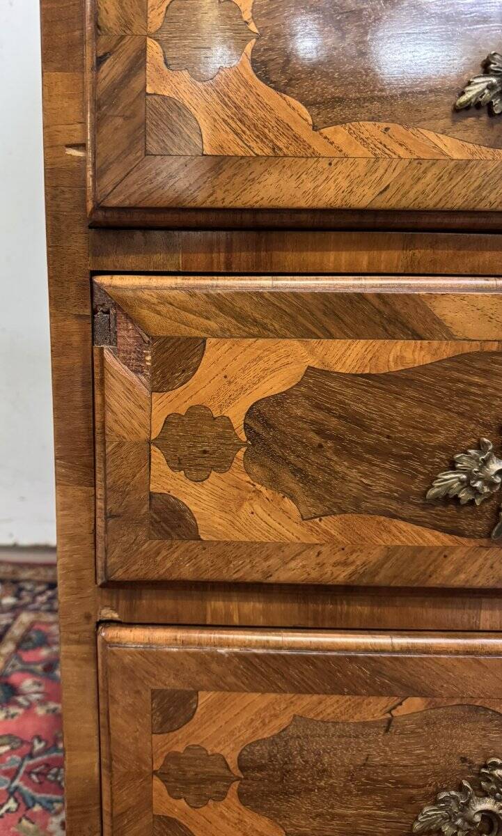 Bureau - commode ou commode scriban époque Louis XV en marquéterie