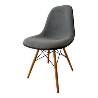 Eames Plastic Chair DSW - Chaise Rembourrée