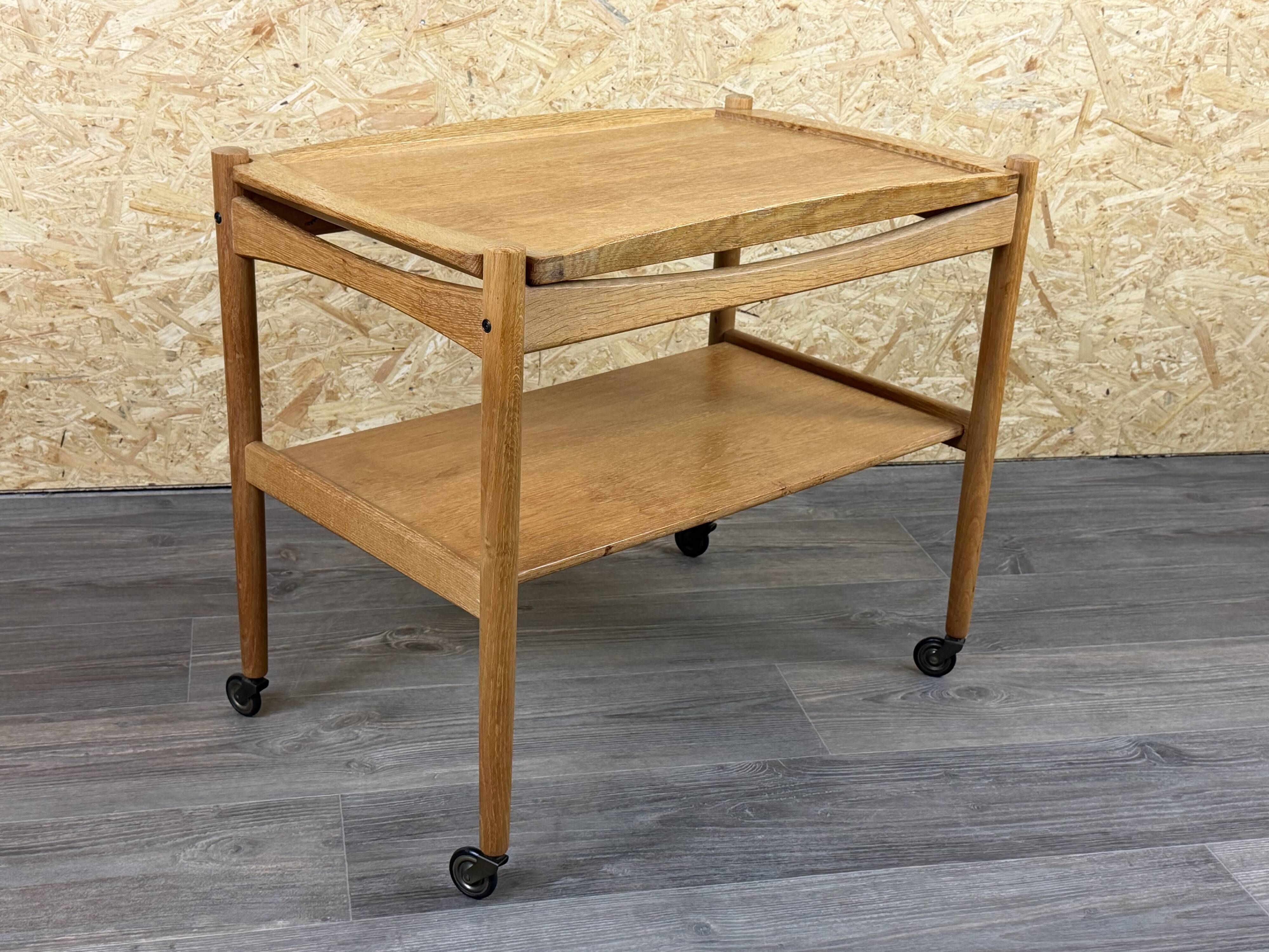 Chariot de service en chêne des années 1960-1970 avec plateau par Poul Hundevad, Danemark