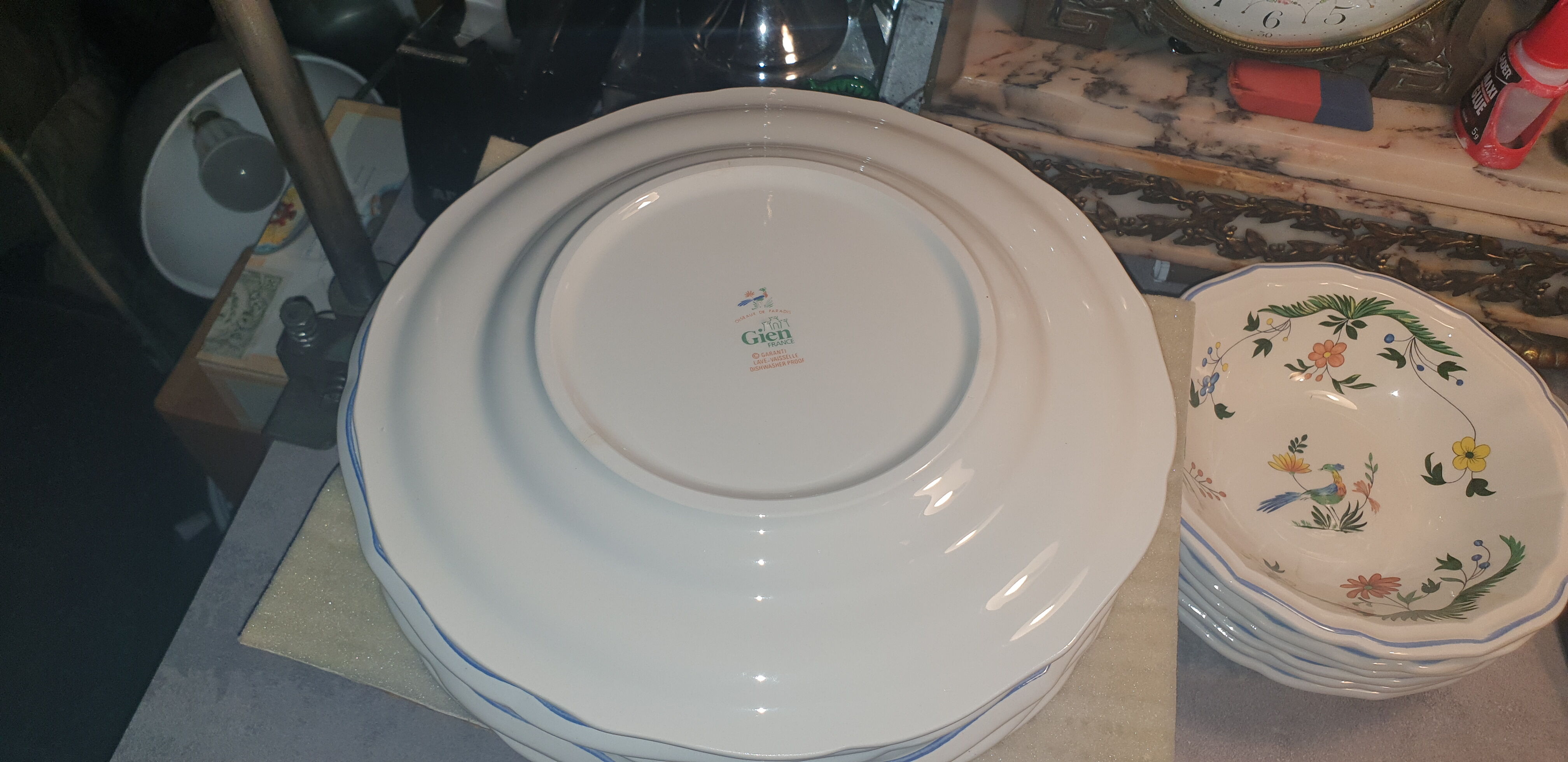 Gien plates